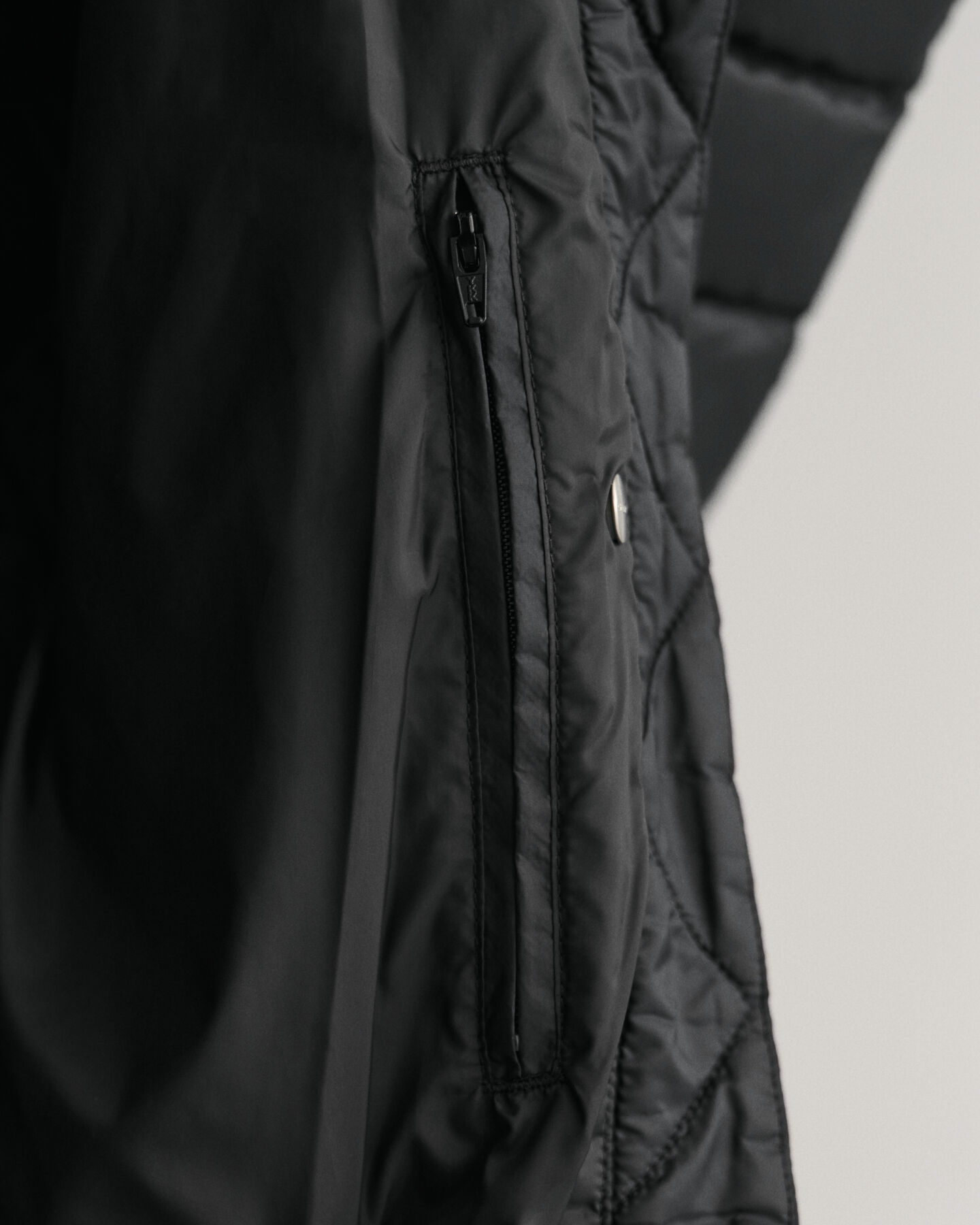 Abrigo de plumón ligero