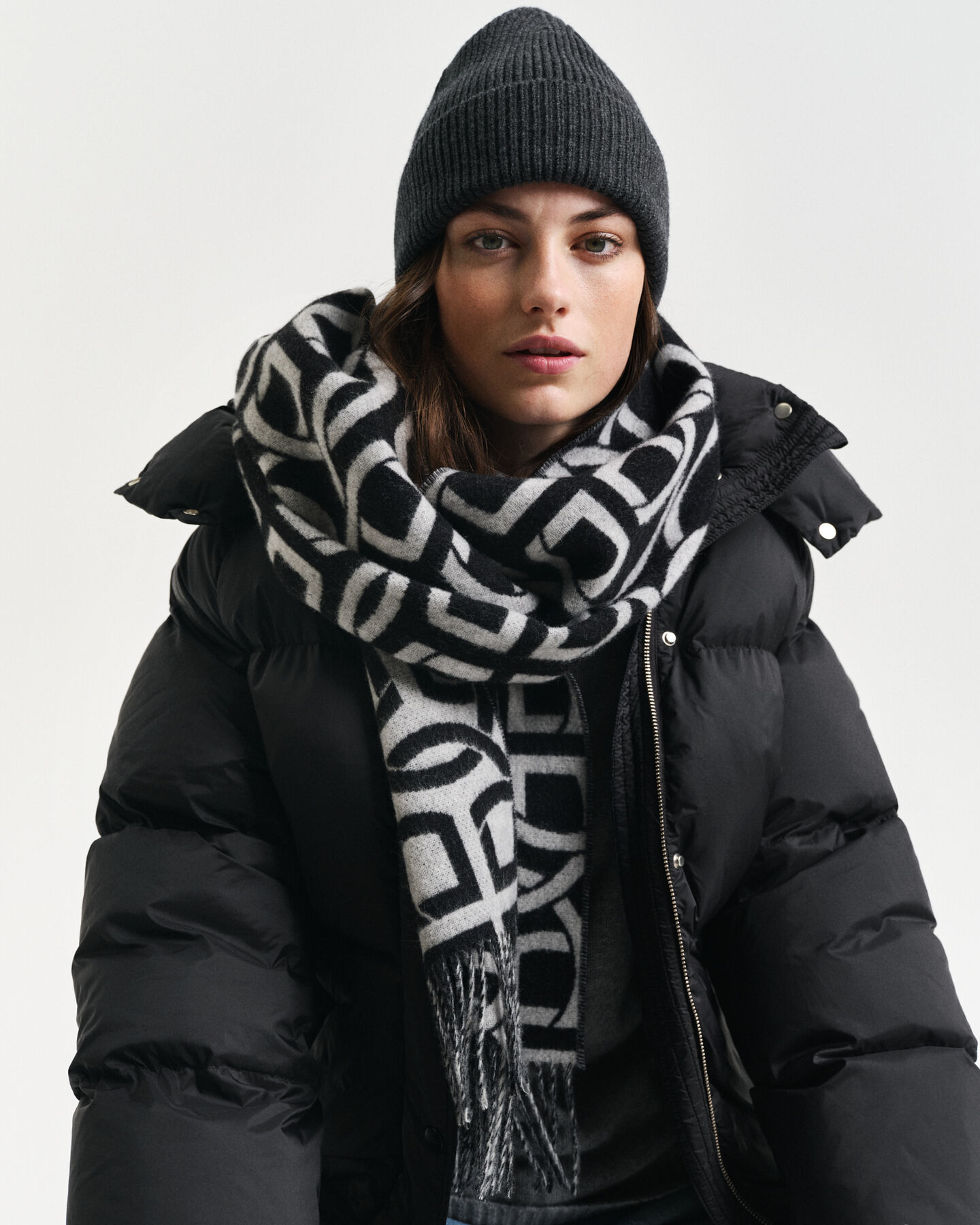 Bufanda de lana con estampado de G