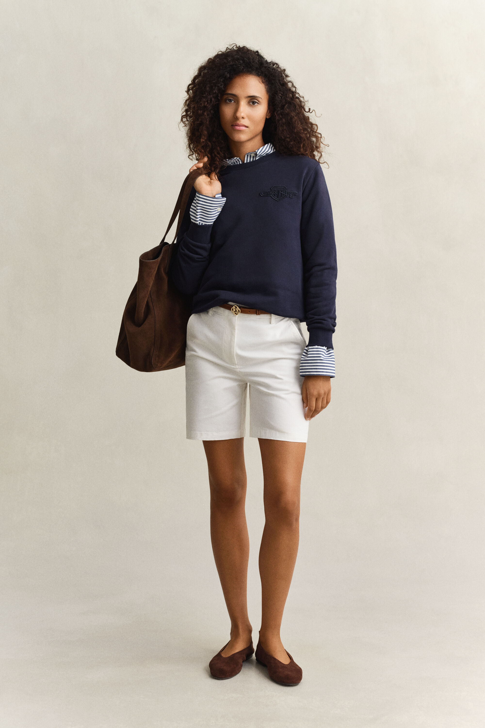 Sudadera Tonal Shield de cuello redondo