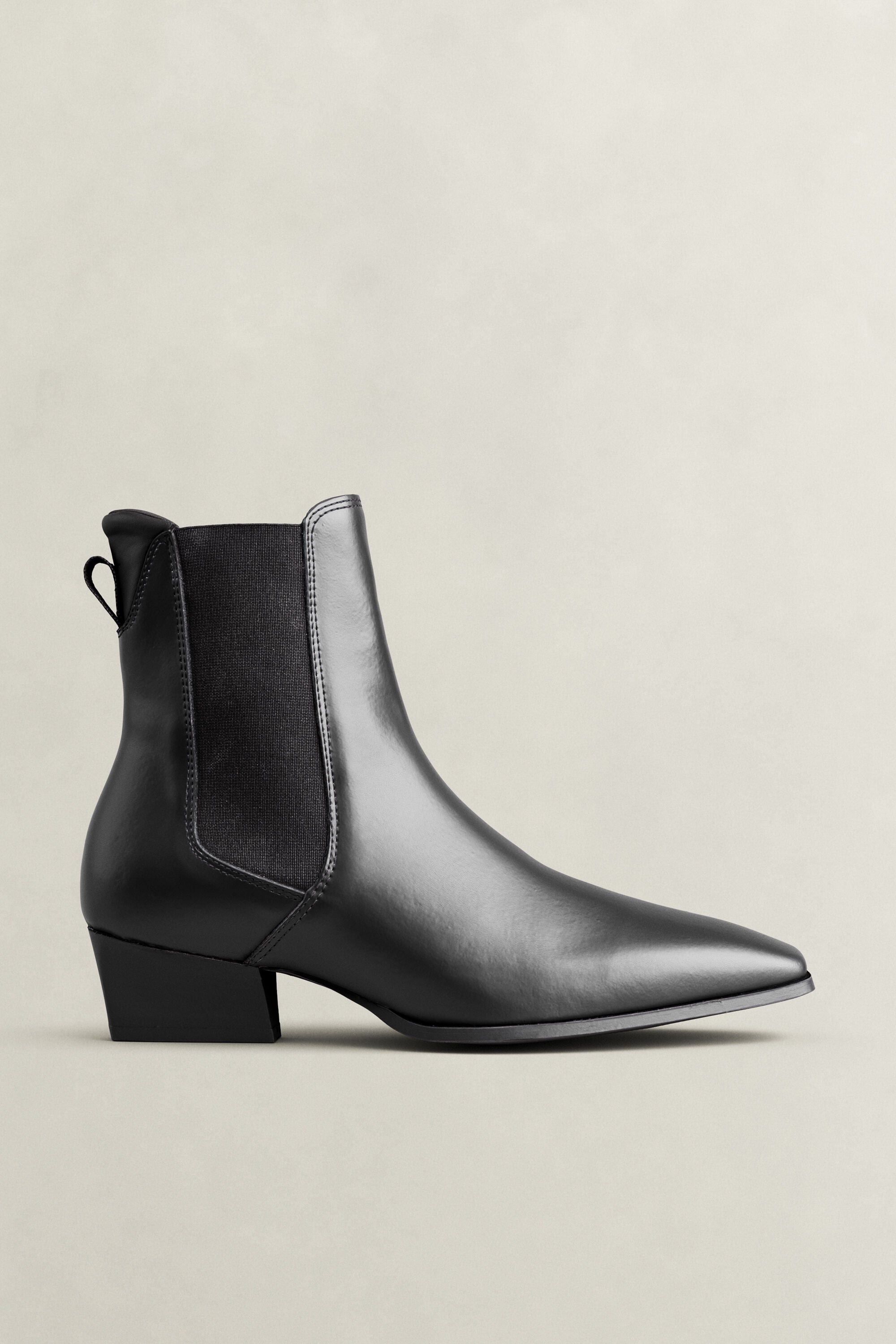 Botines Chelsea de piel Bassotte