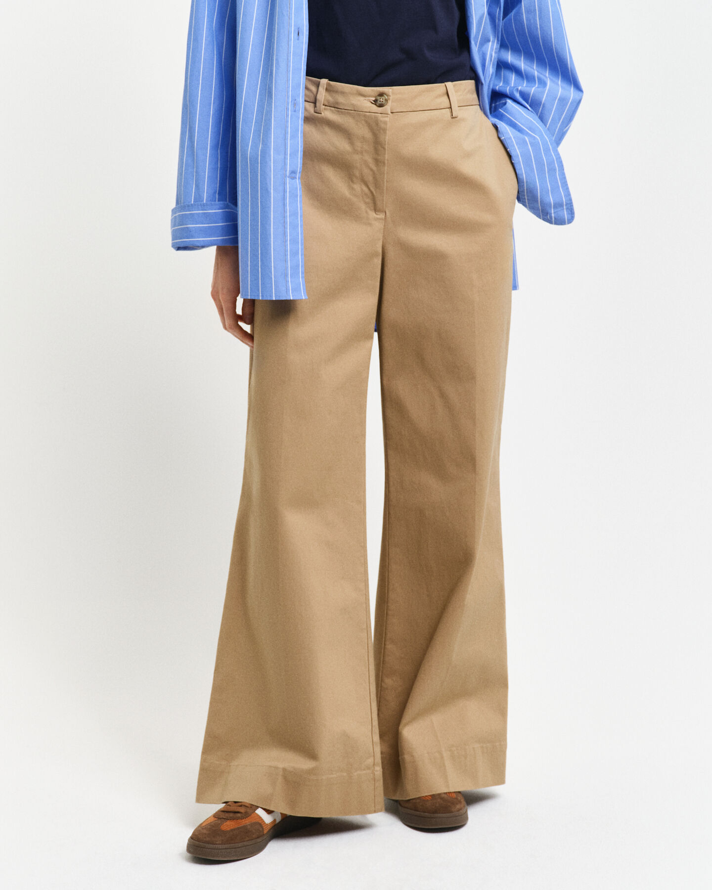 Pantalones chinos Relaxed Fit Bootcut