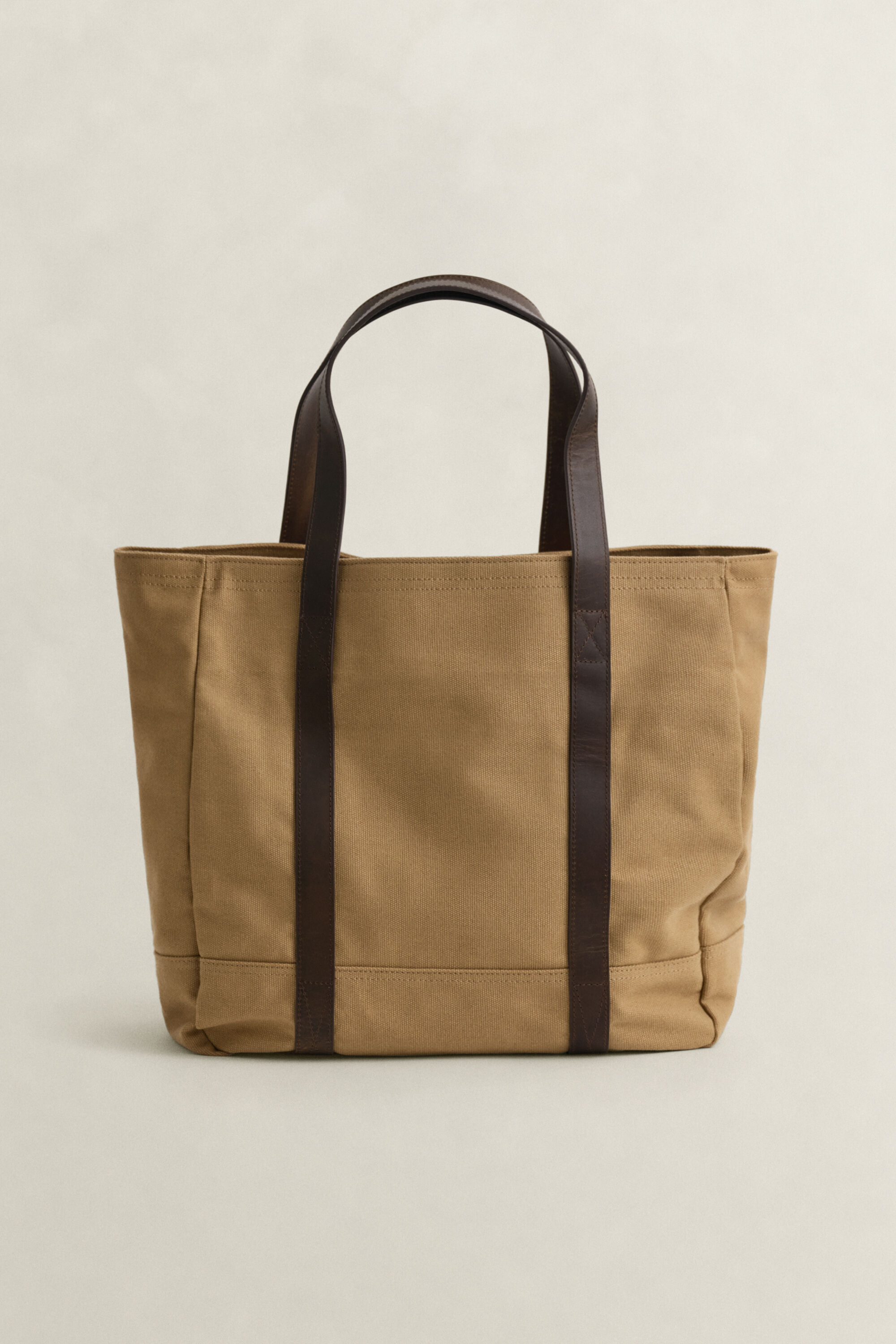 Bolso tote contemporáneo