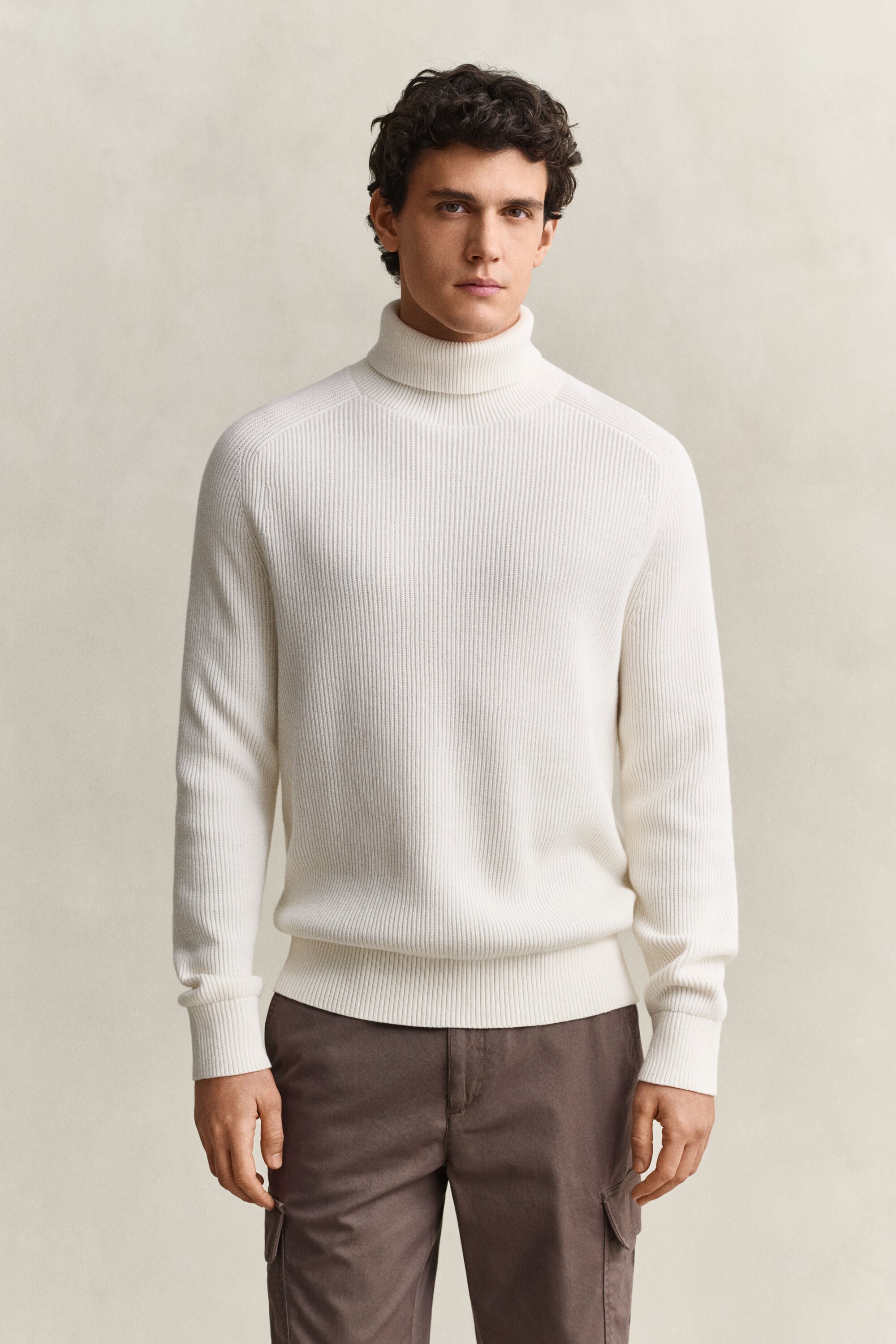 Jersey con cuello de cisne en algodón y lana merino