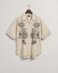 Camisa extragrande de manga corta con bordado