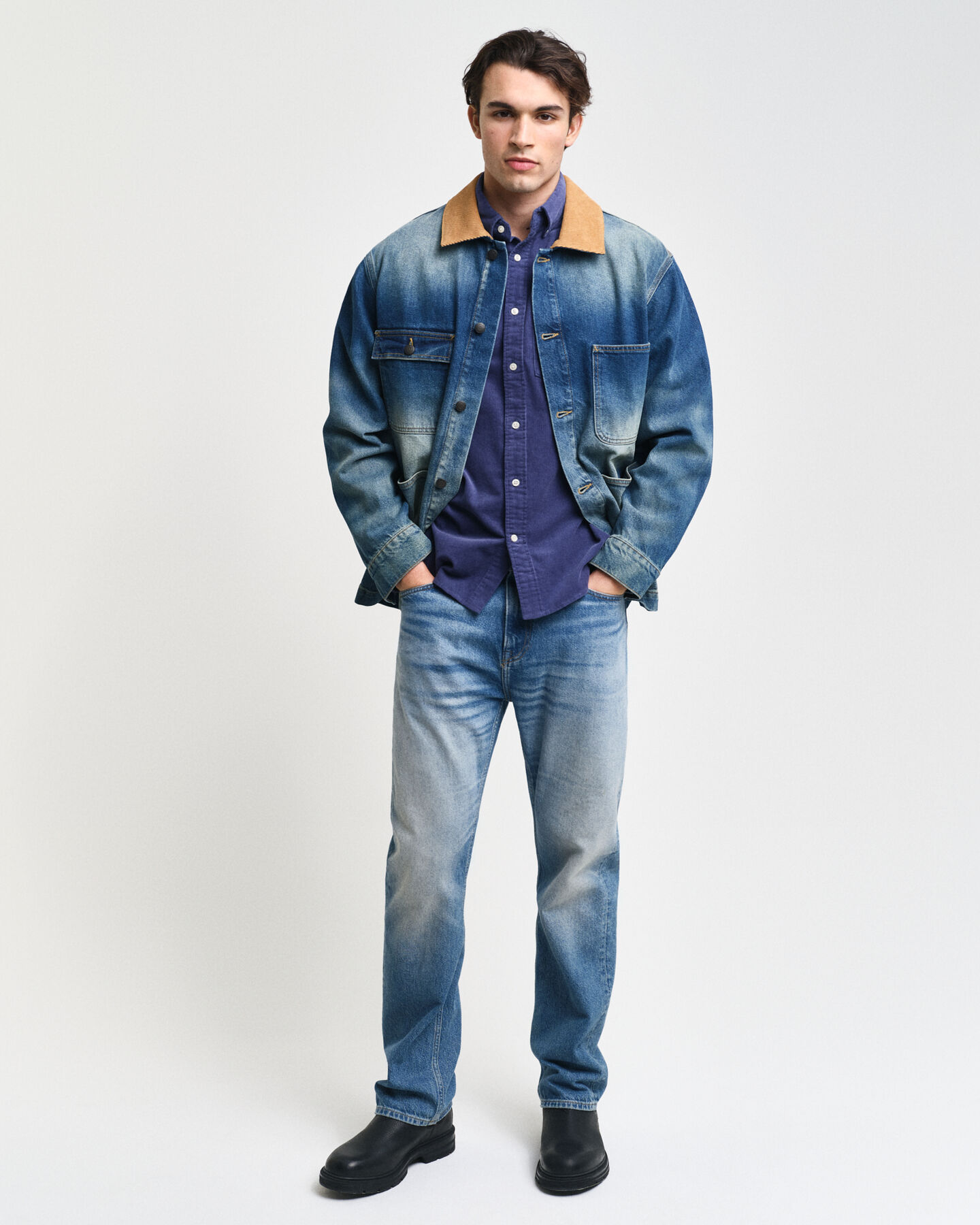 Camisa Regular Fit de pana