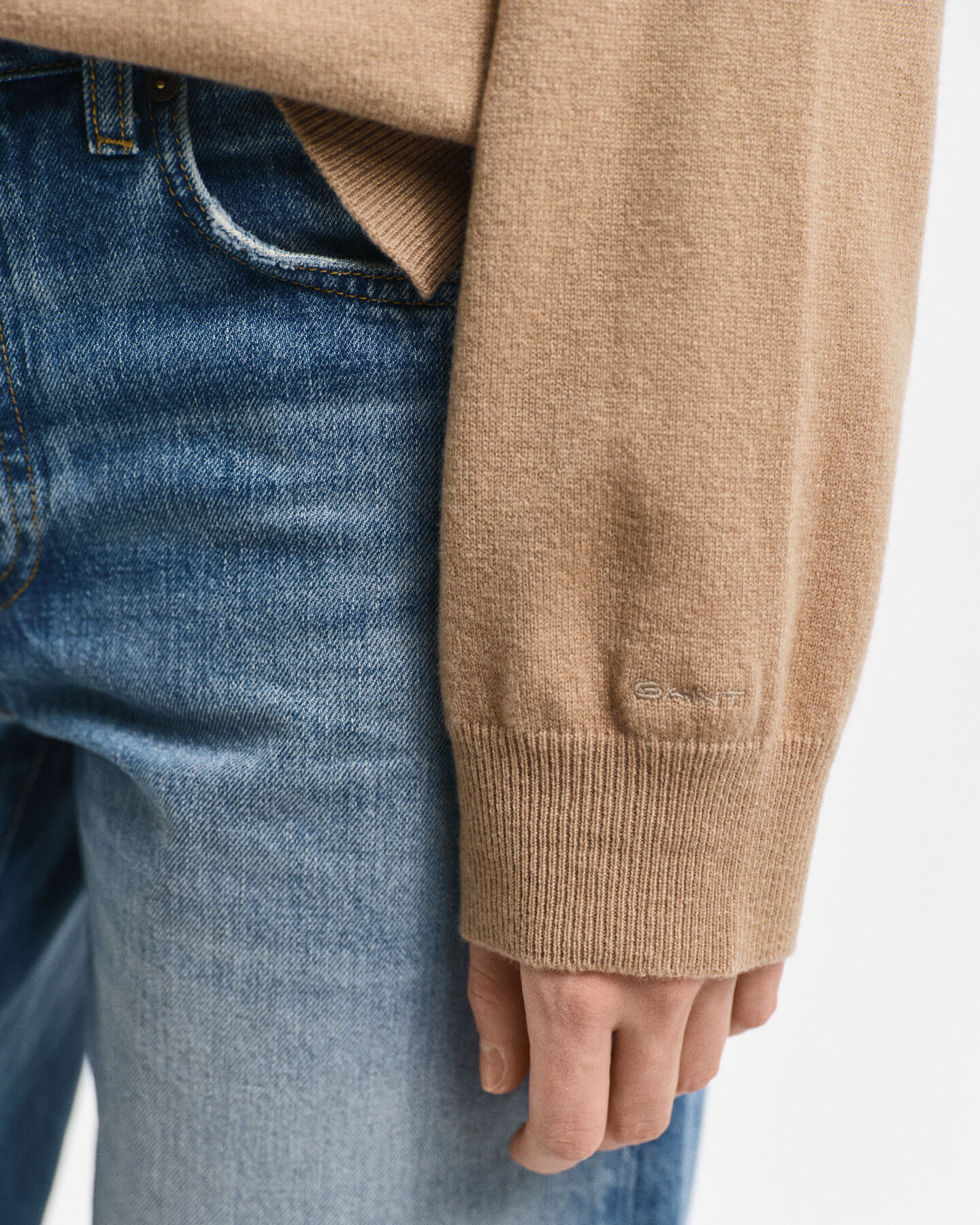 Jersey de cuello redondo en lana de oveja muy fina