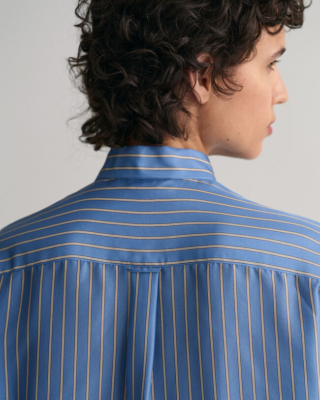 Blusa de seda a rayas con lazada