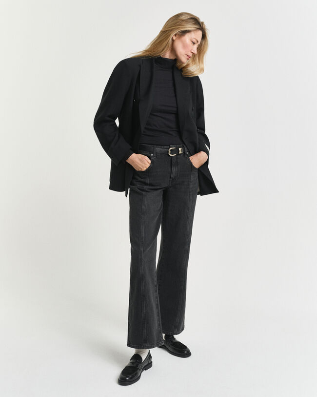 Top ligero de algodón con cuello de cisne