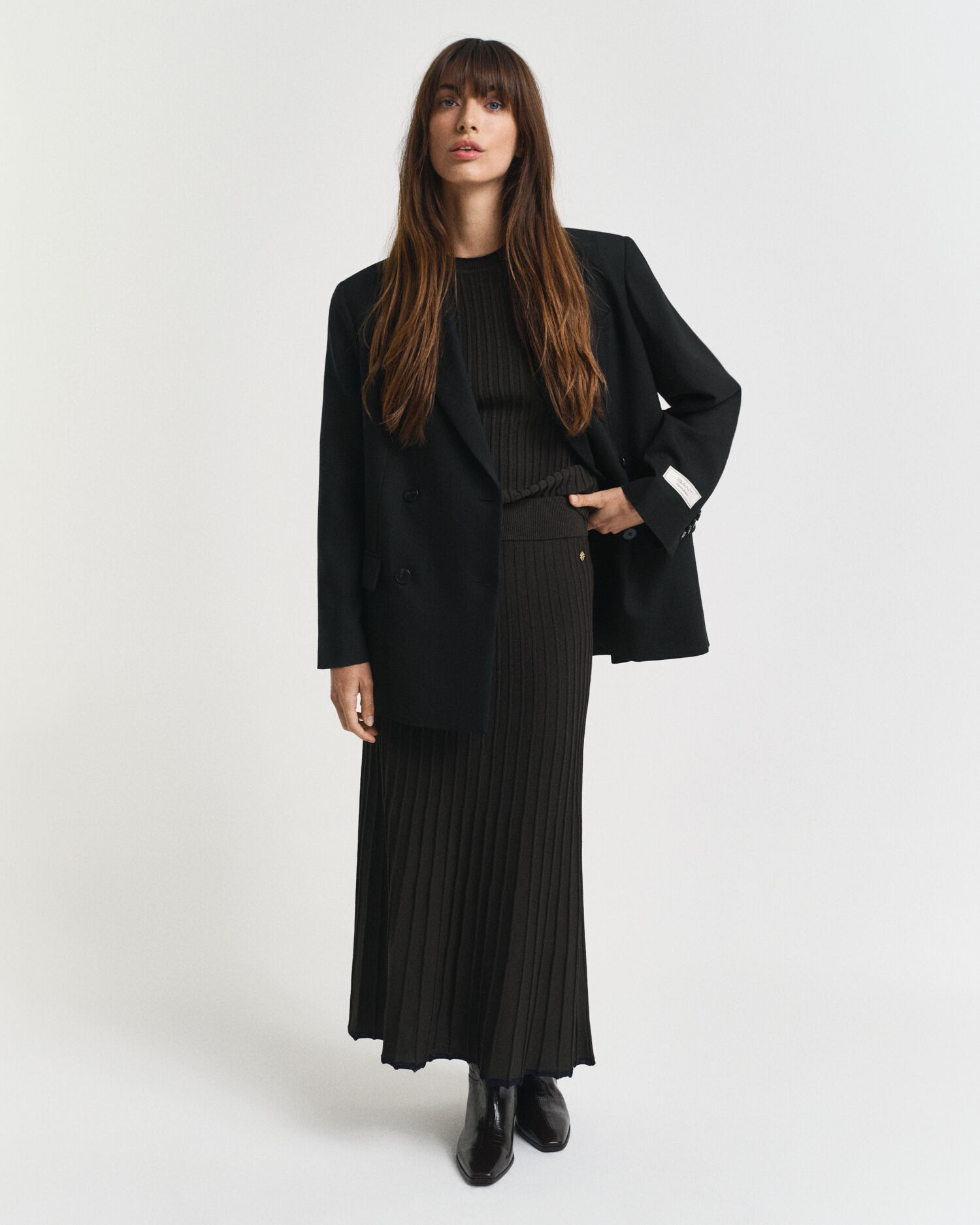 Falda de punto acanalado en contraste