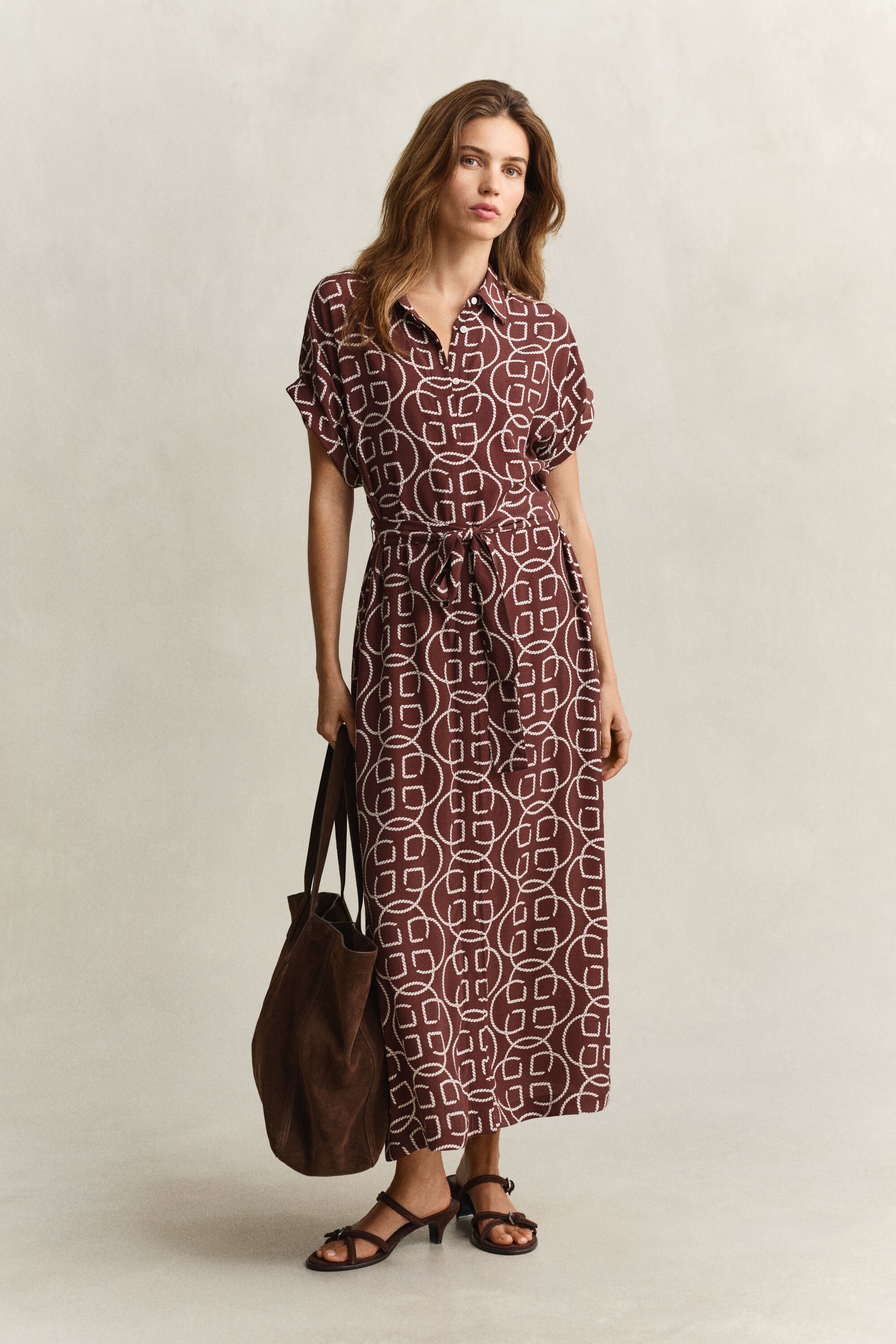 Vestido con manga casquillo Monogram