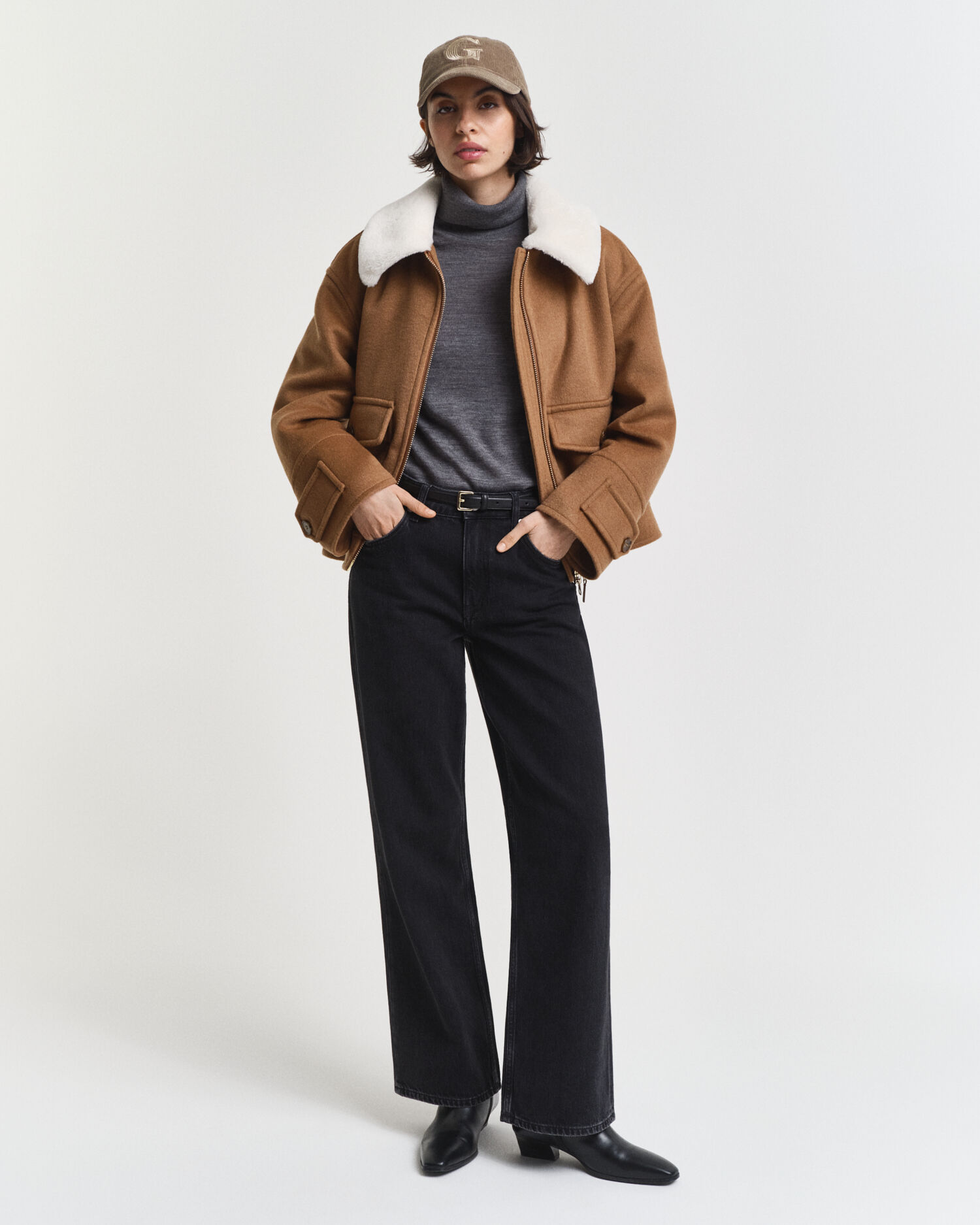 Jersey de lana merino extrafina con cuello de cisne