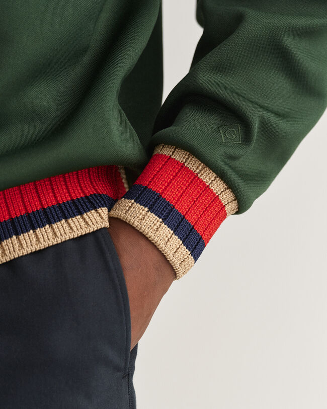 Rugger deportivo con cuello de punto