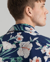 Camisa Relaxed Fit Pure Prep de lyocell, manga corta y estampado de flores