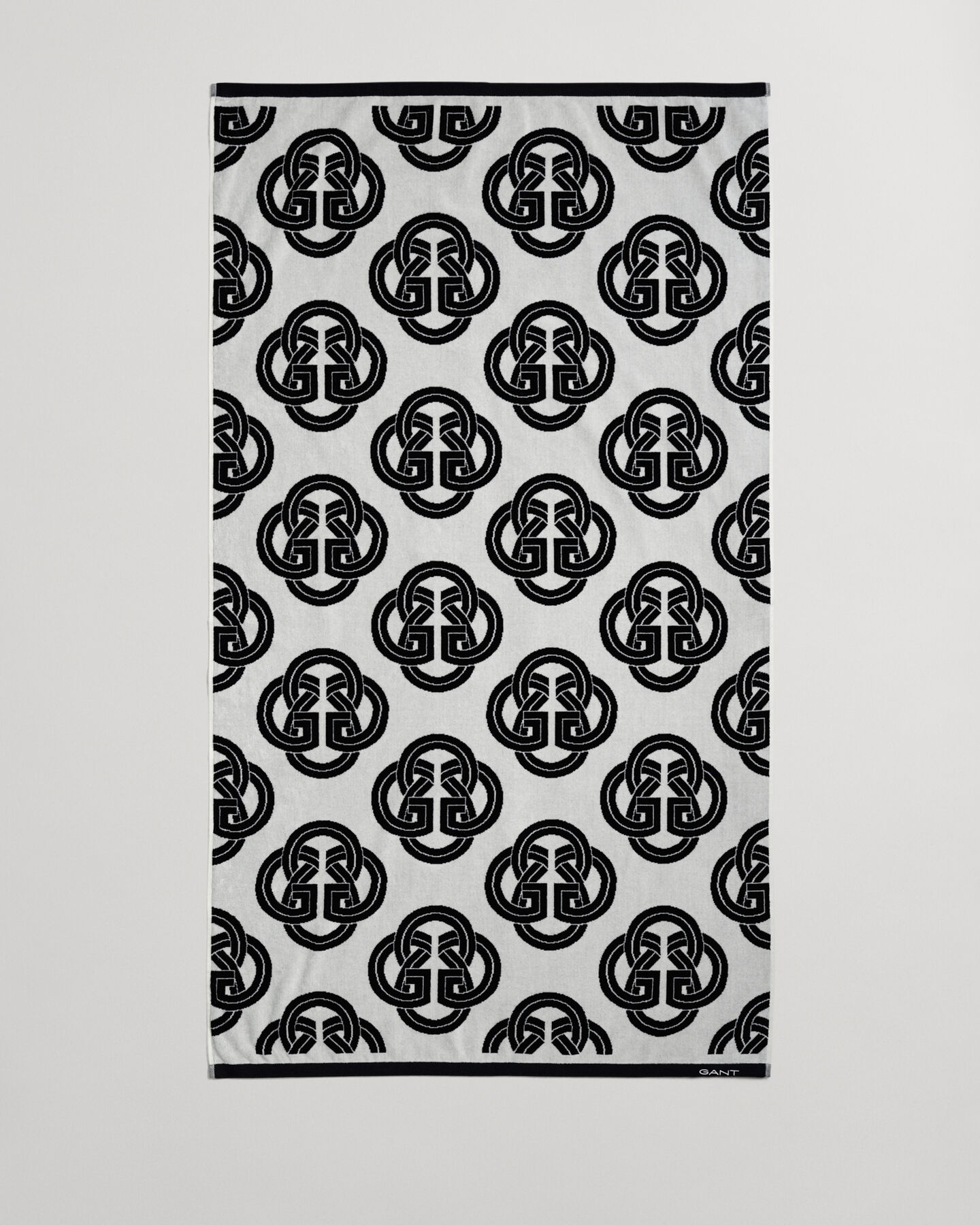 Toalla de playa con estampado Monogram