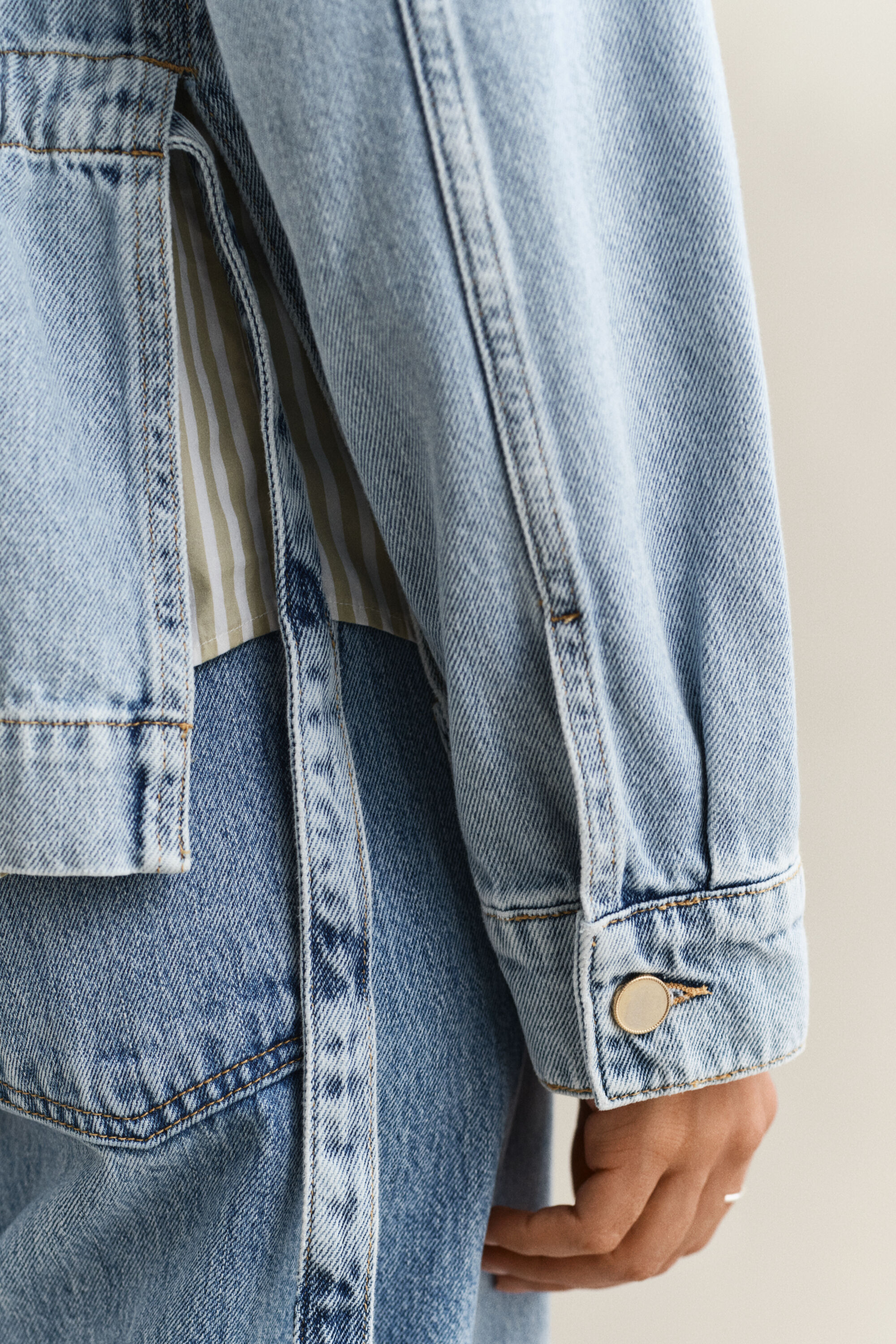 Cazadora vaquera con lazada