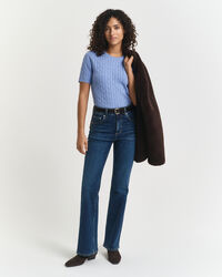 Vaqueros Slim Fit acampanados