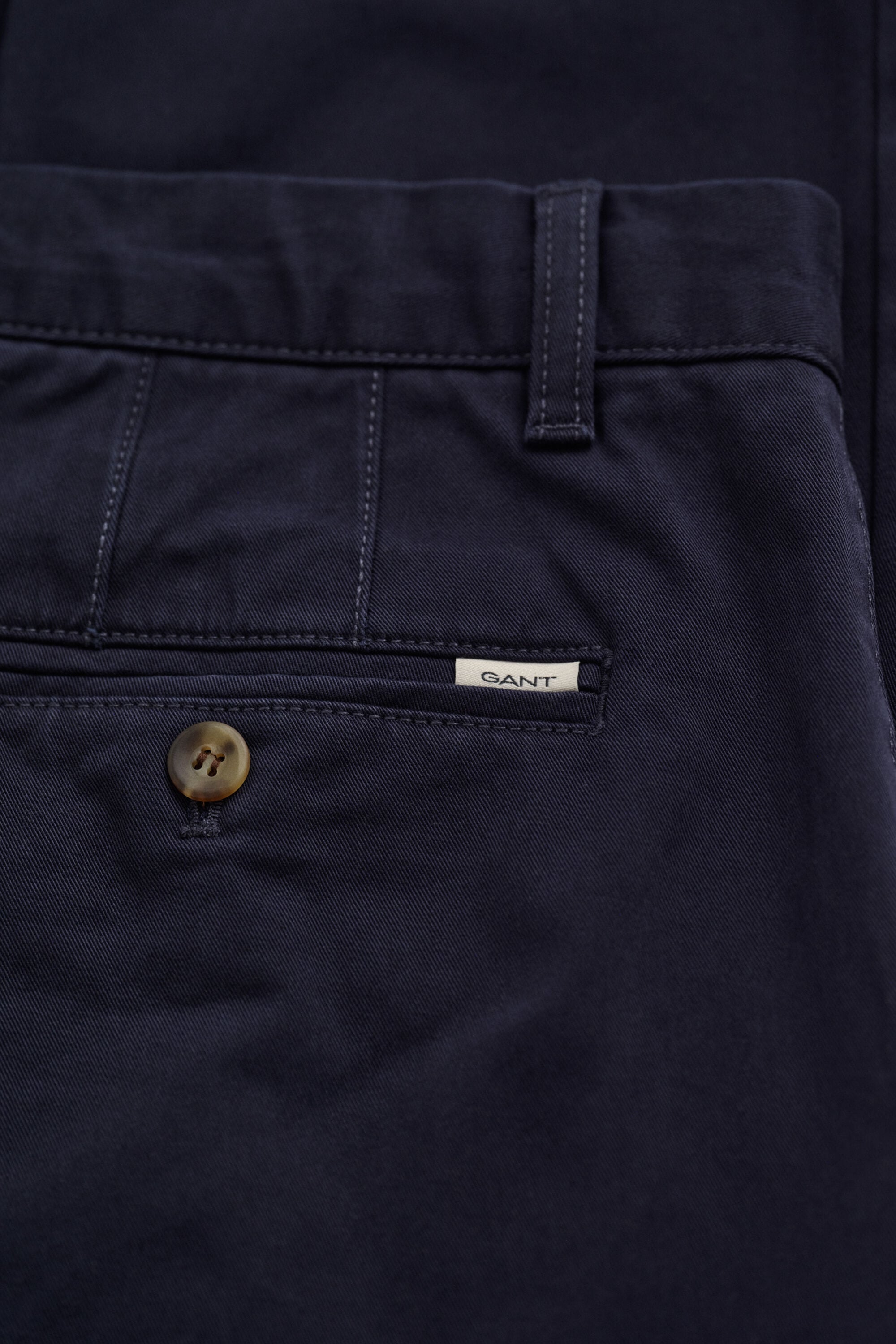 Pantalones chinos Regular Fit cómodos