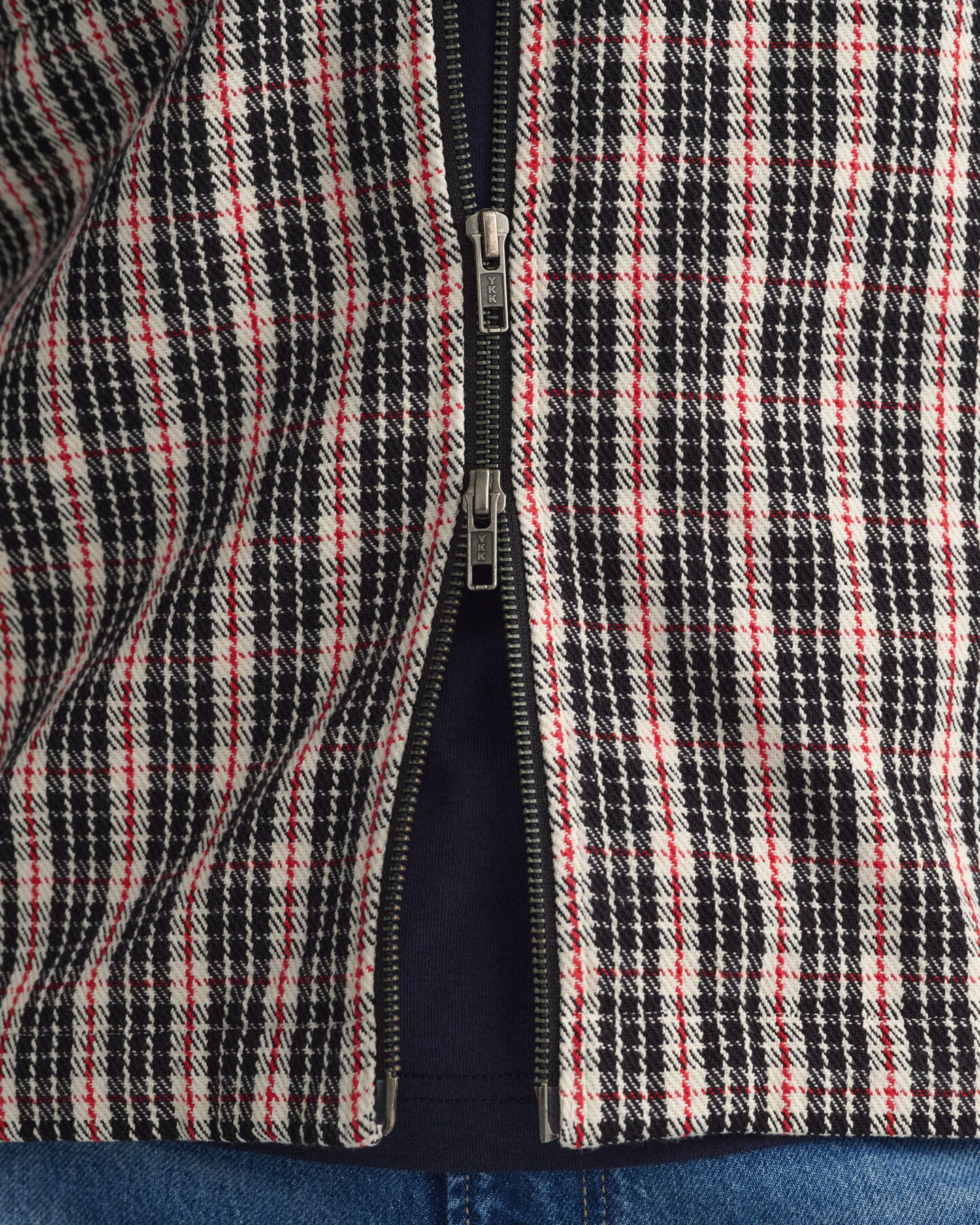 Camisa Relaxed Fit en sarga gruesa con cremallera