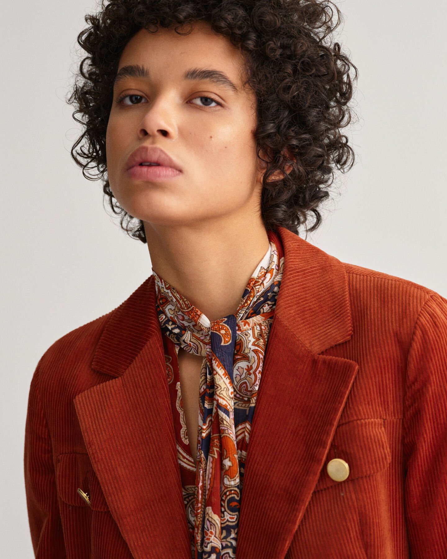 Chaqueta tipo americana estilizada de pana