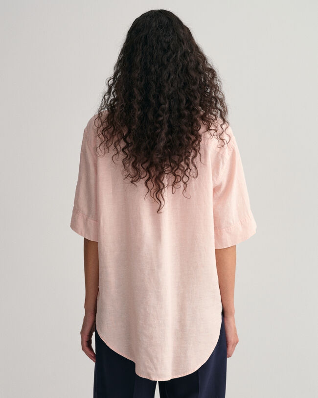 Camisa Regular Fit de cambray de lino con media manga