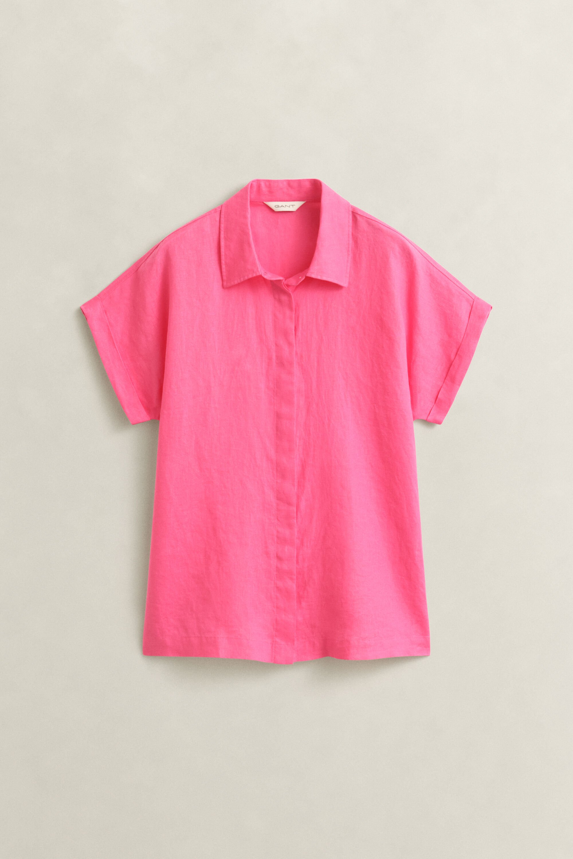 Camisa de lino con manga casquillo