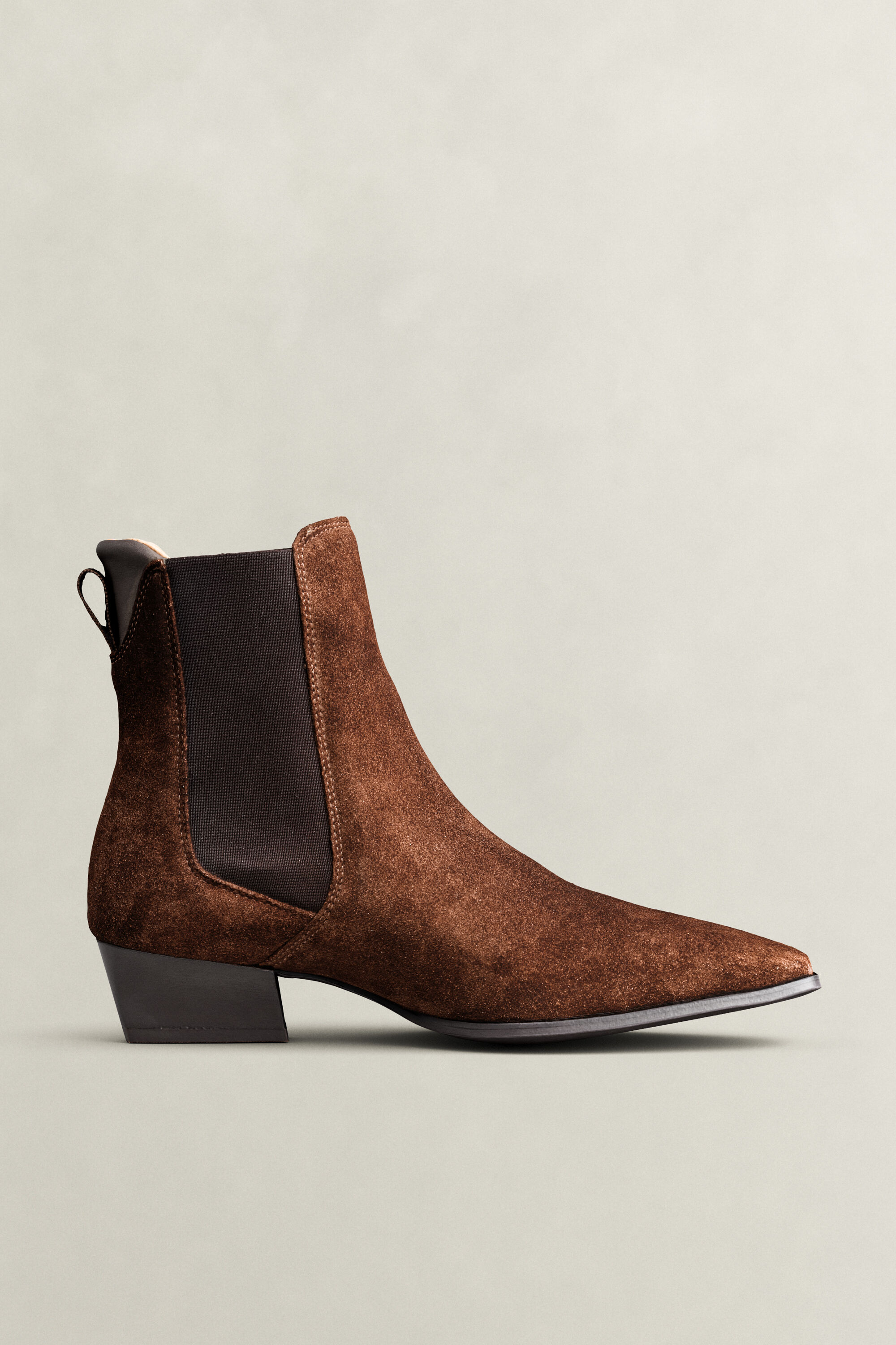 Botines Chelsea de ante Bassotte