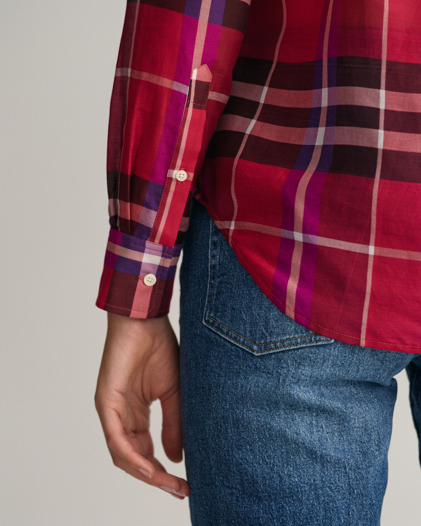 Camisa Regular Fit de seda a cuadros