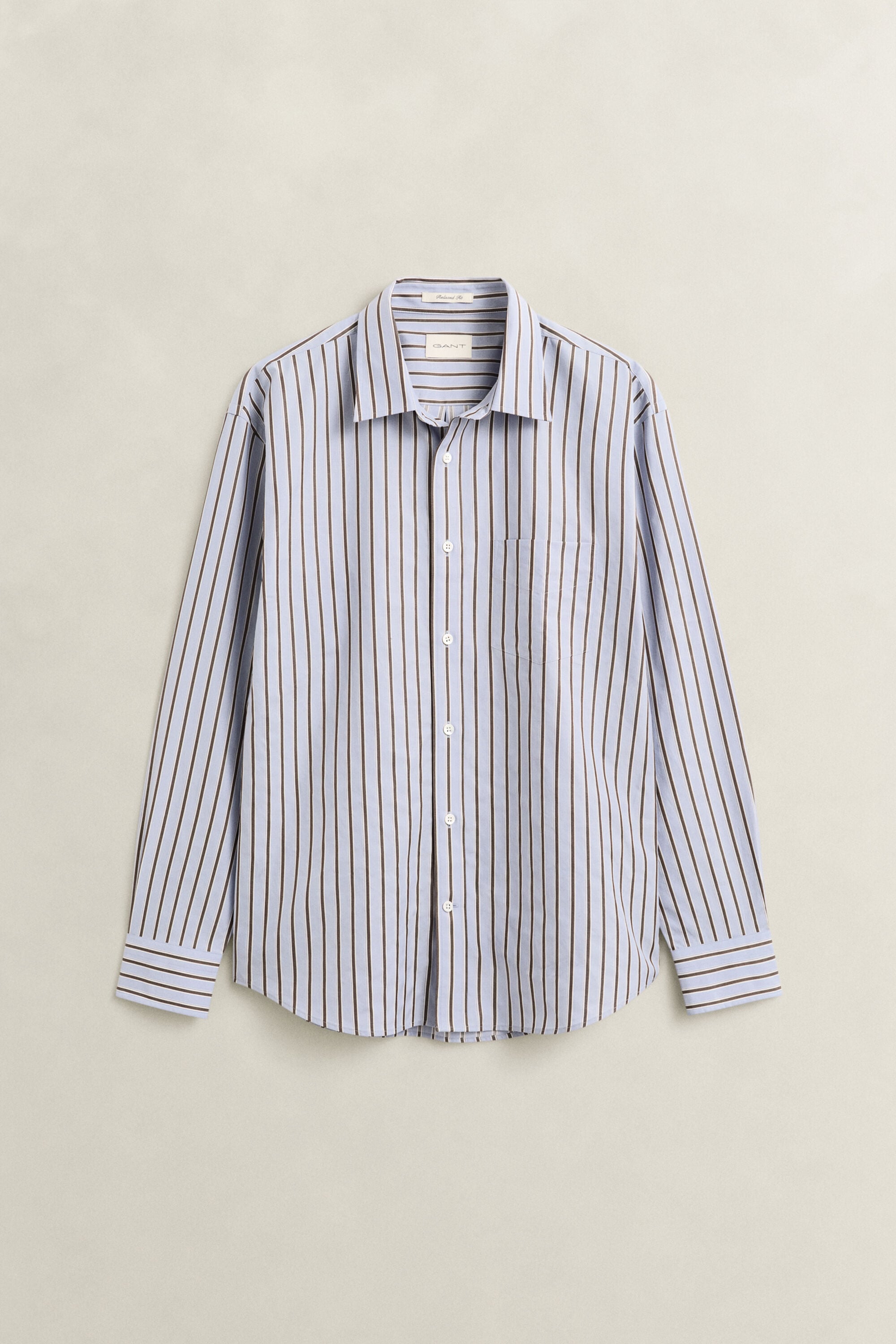 Camisa de rayas con textura labrada