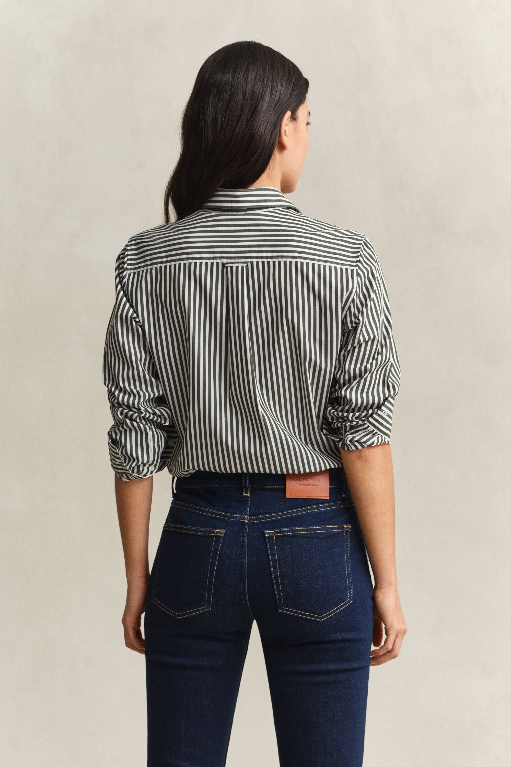 Camisa Regular Fit clásica de popelina a rayas