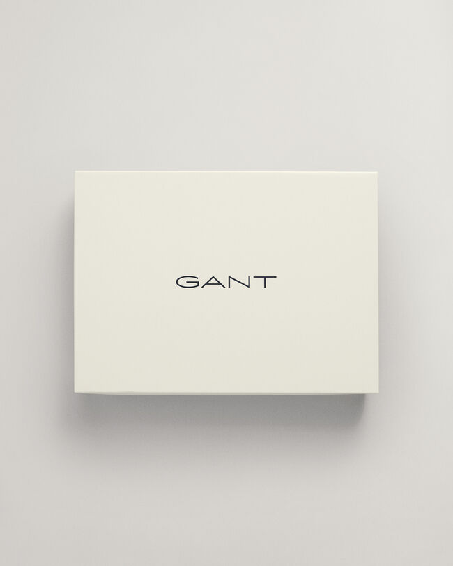 Set de regalo con gorro y guantes con insignia G