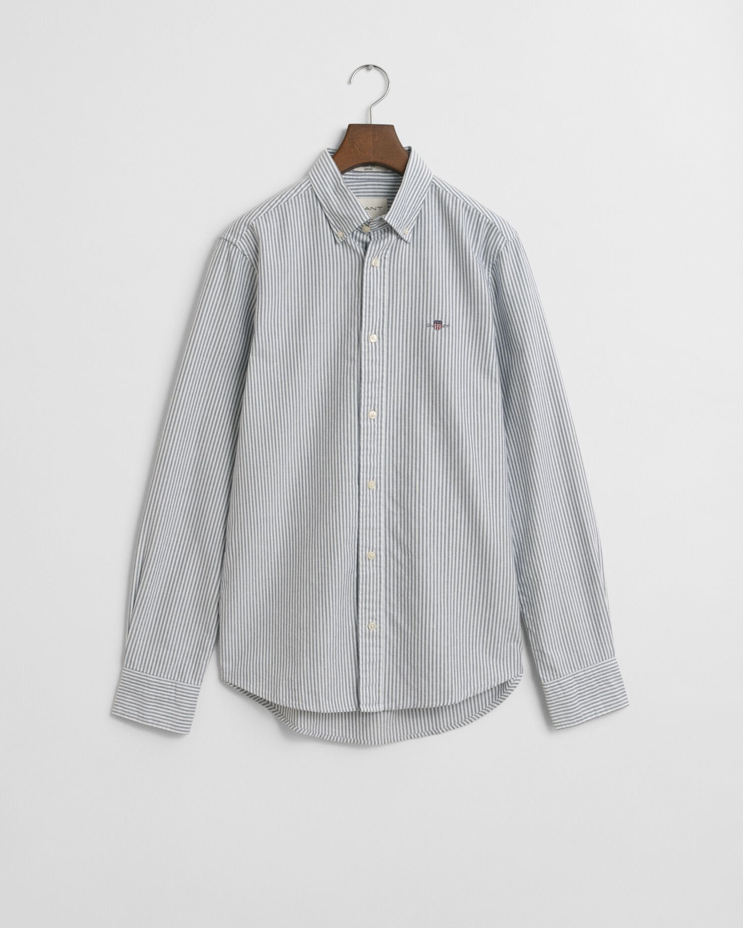 Camisa Oxford clásica Slim Fit de rayas finas