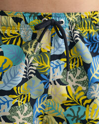 Ba&ntilde;ador Classic Fit con estampado Tropical