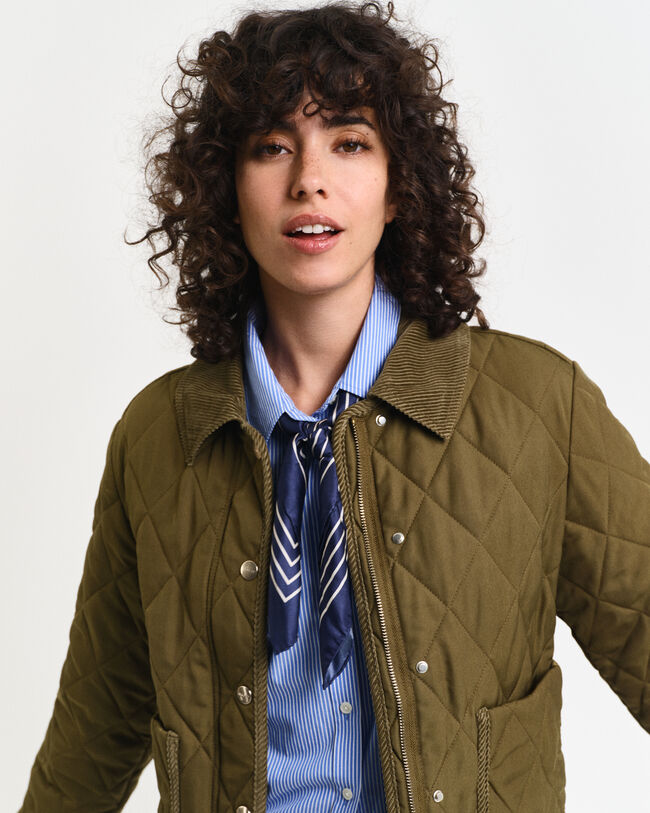 Cazadora acolchada con detalles de pana