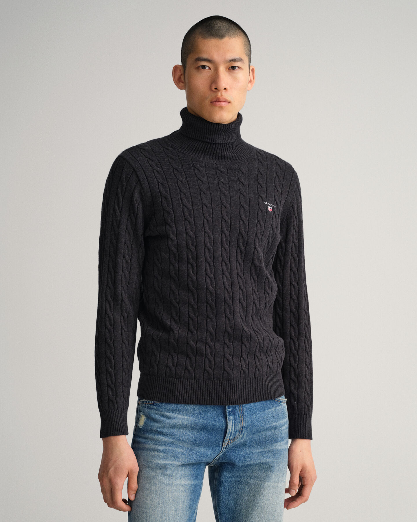 Jersey de cuello de cisne y punto de ochos en algod&oacute;n