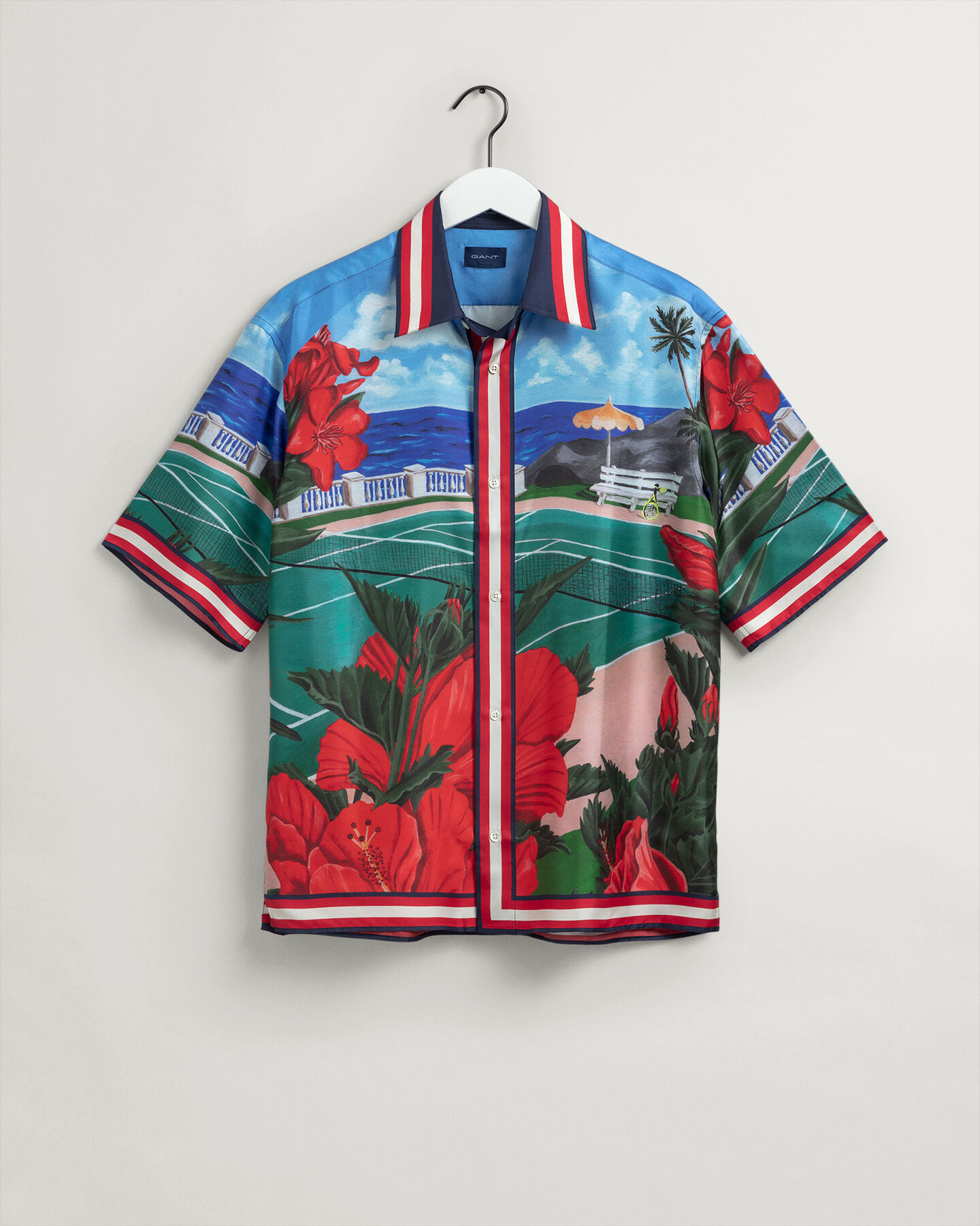 Camisa Relaxed Fit de manga corta y seda Scenery