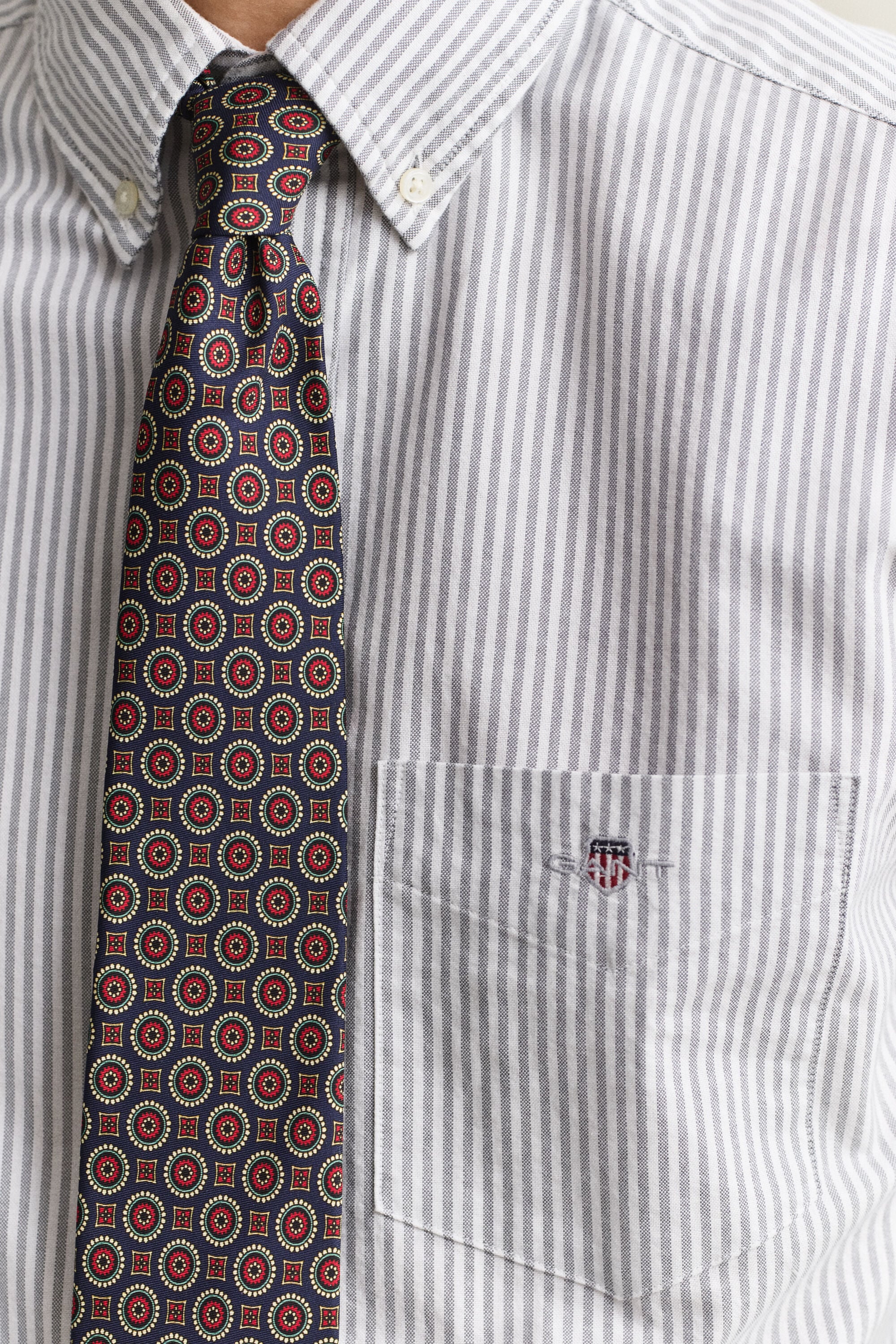 Camisa Oxford clásica de rayas finas
