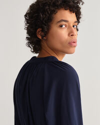 Vestido camisero con cuello recto