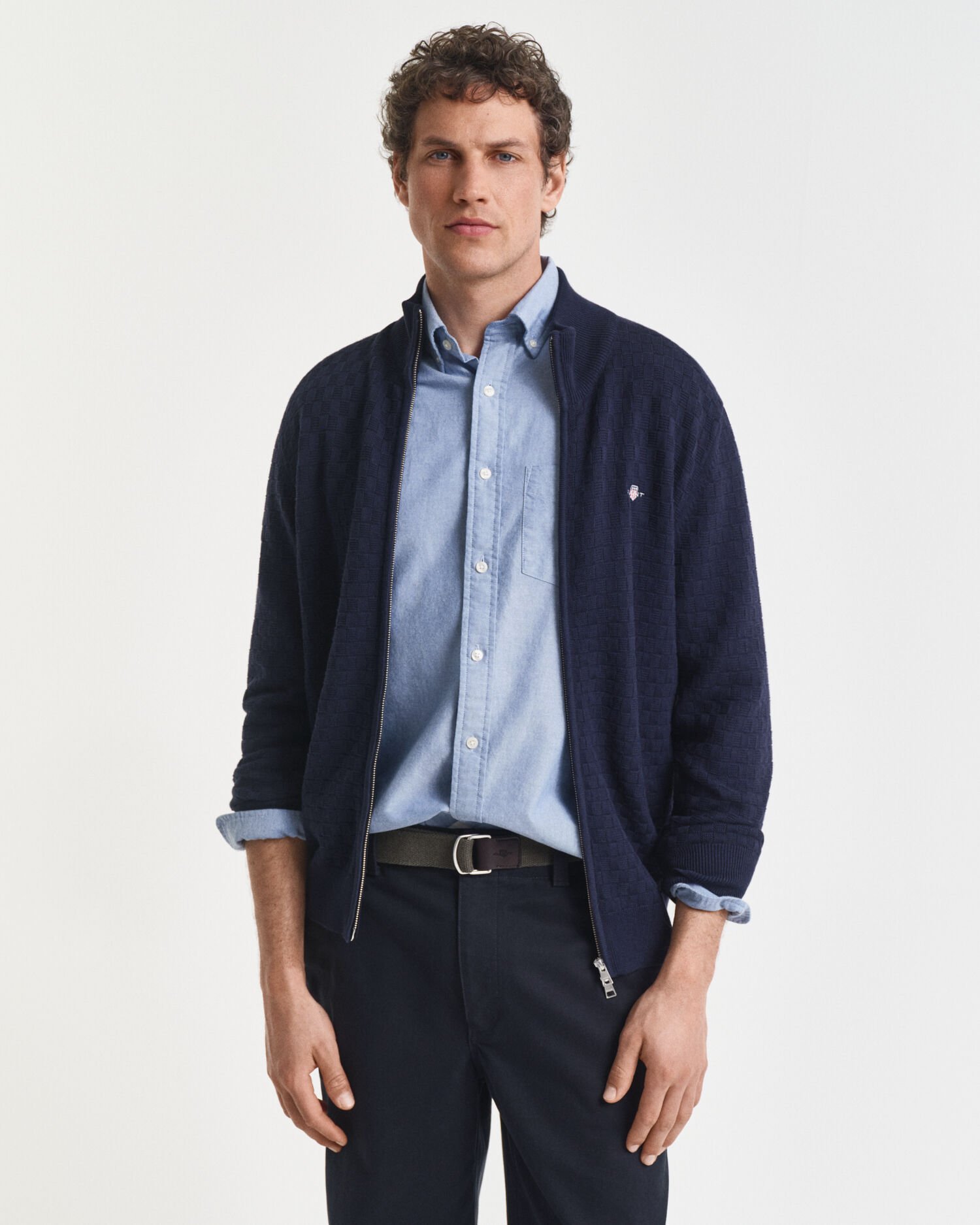 Jersey con cremallera y microtextura