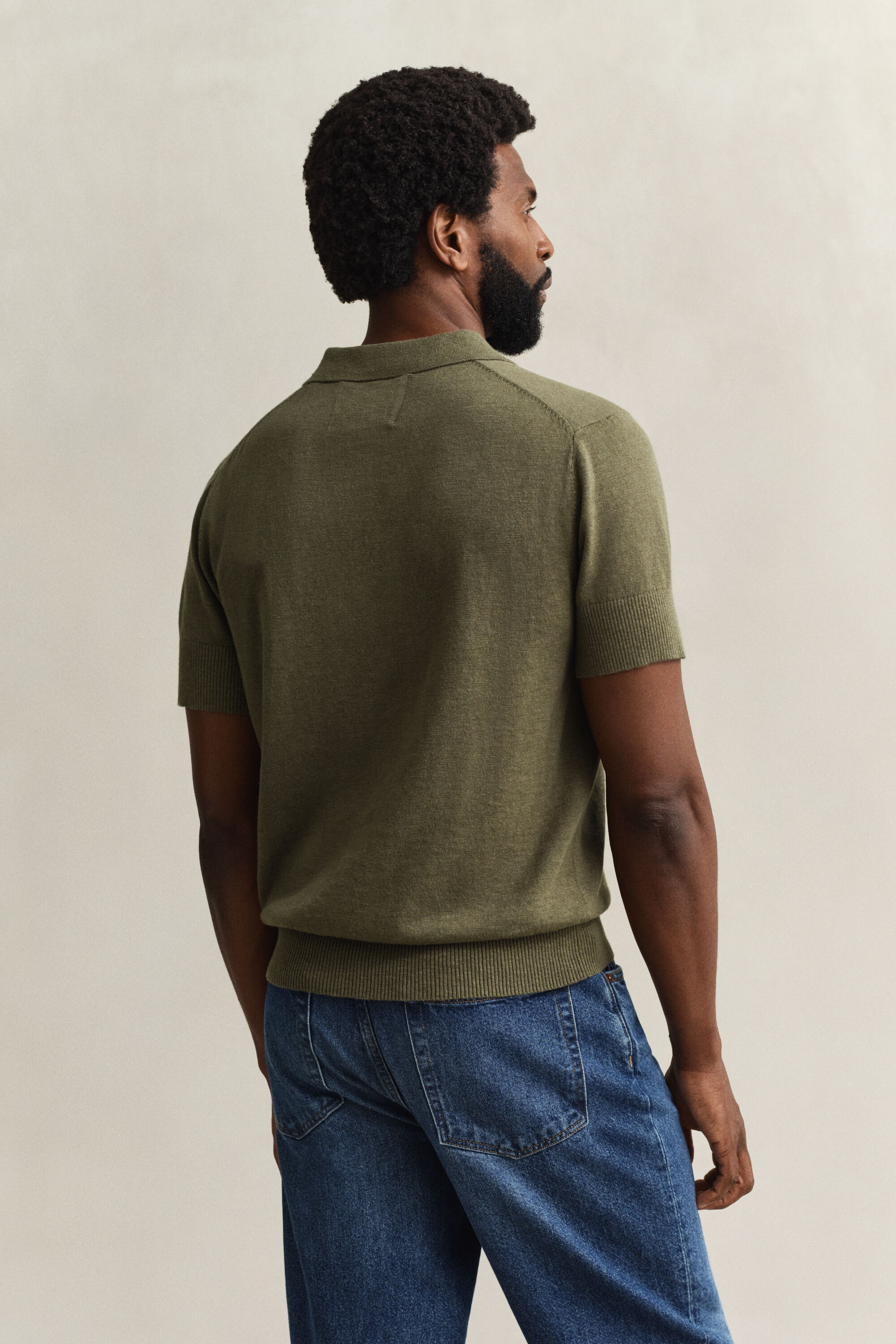 Jersey tipo polo de manga corta en mezcla de algodón flameado