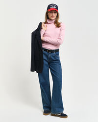 Camiseta acanalada con cuello de cisne y manga larga