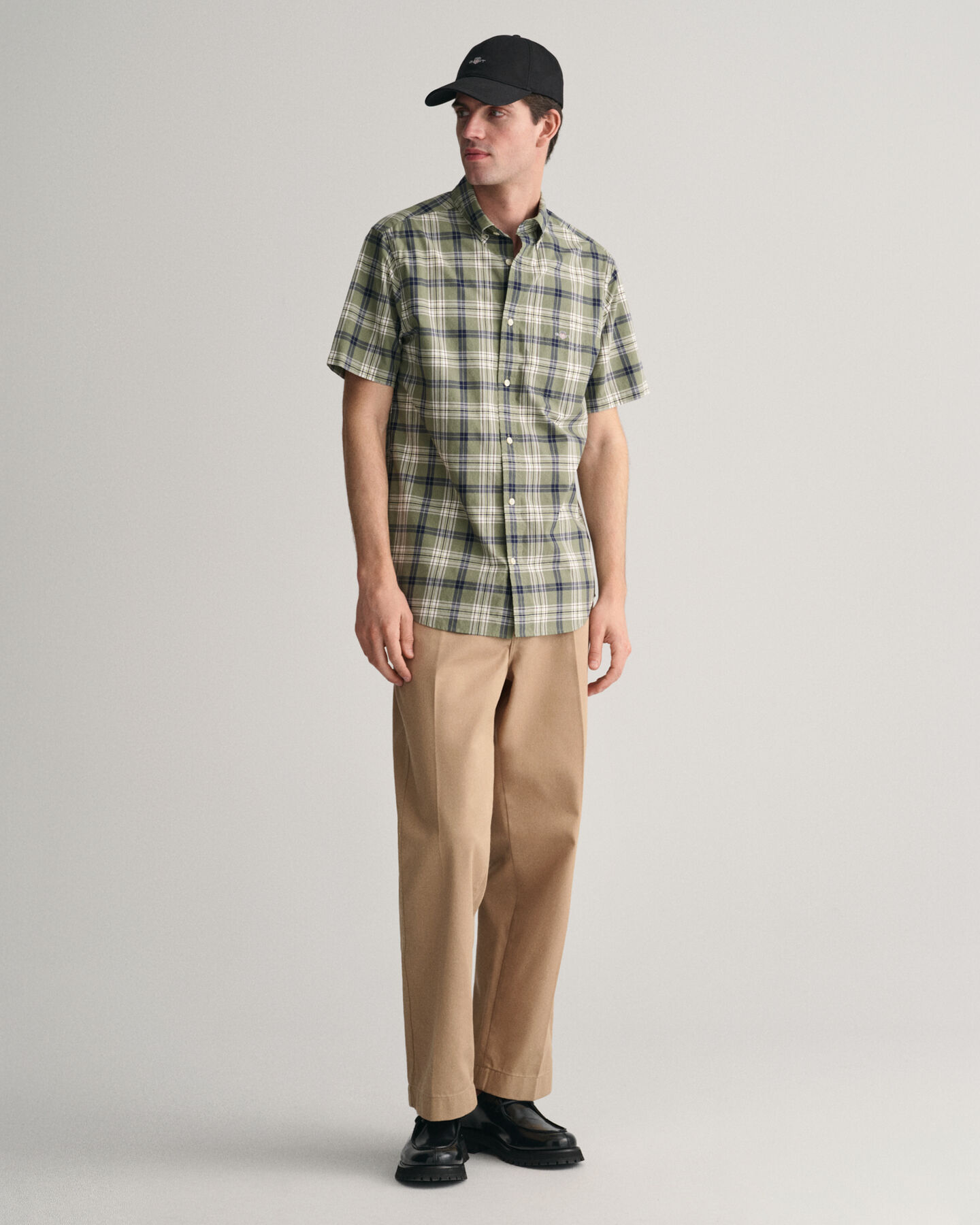 Camisa Regular Fit de manga corta en popelina a cuadros