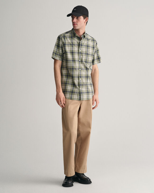 Camisa Regular Fit de manga corta en popelina a cuadros