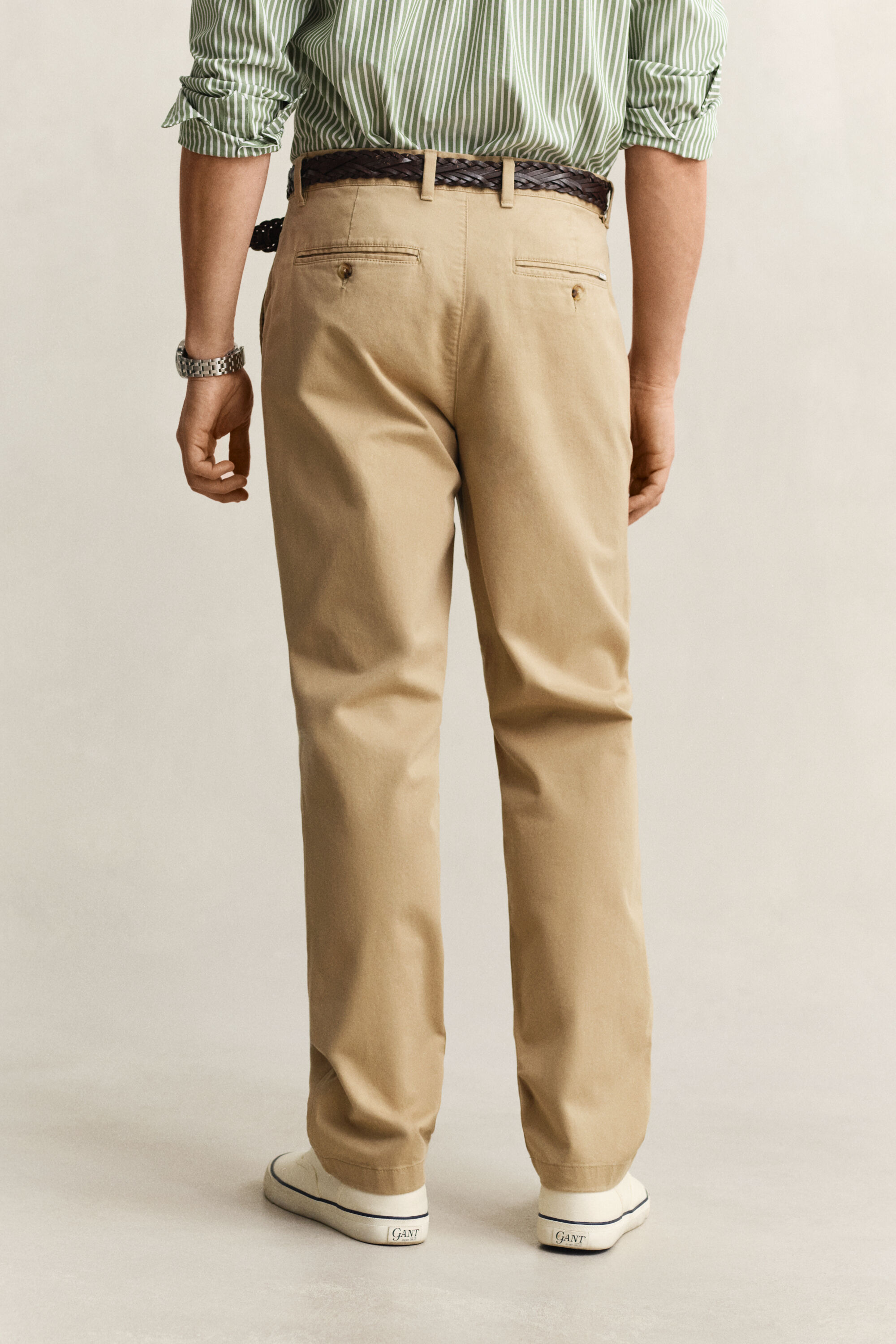 Pantalones chinos Regular Fit clásicos