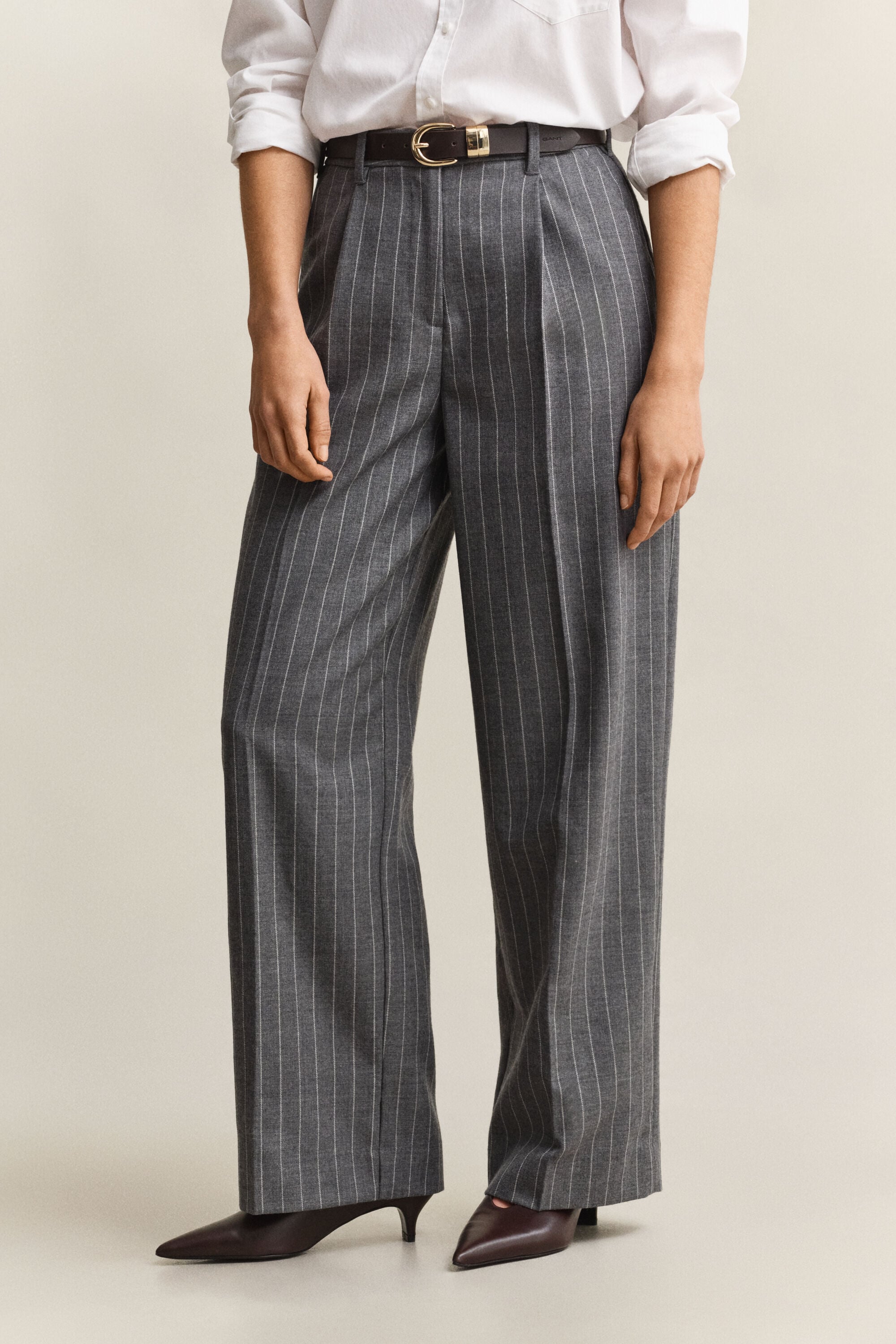 Pantalones de lana con raya diplomática