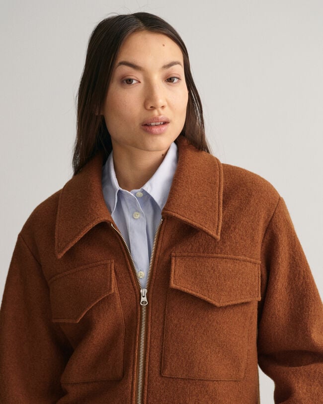 Chaqueta de boucl&eacute; con cremallera