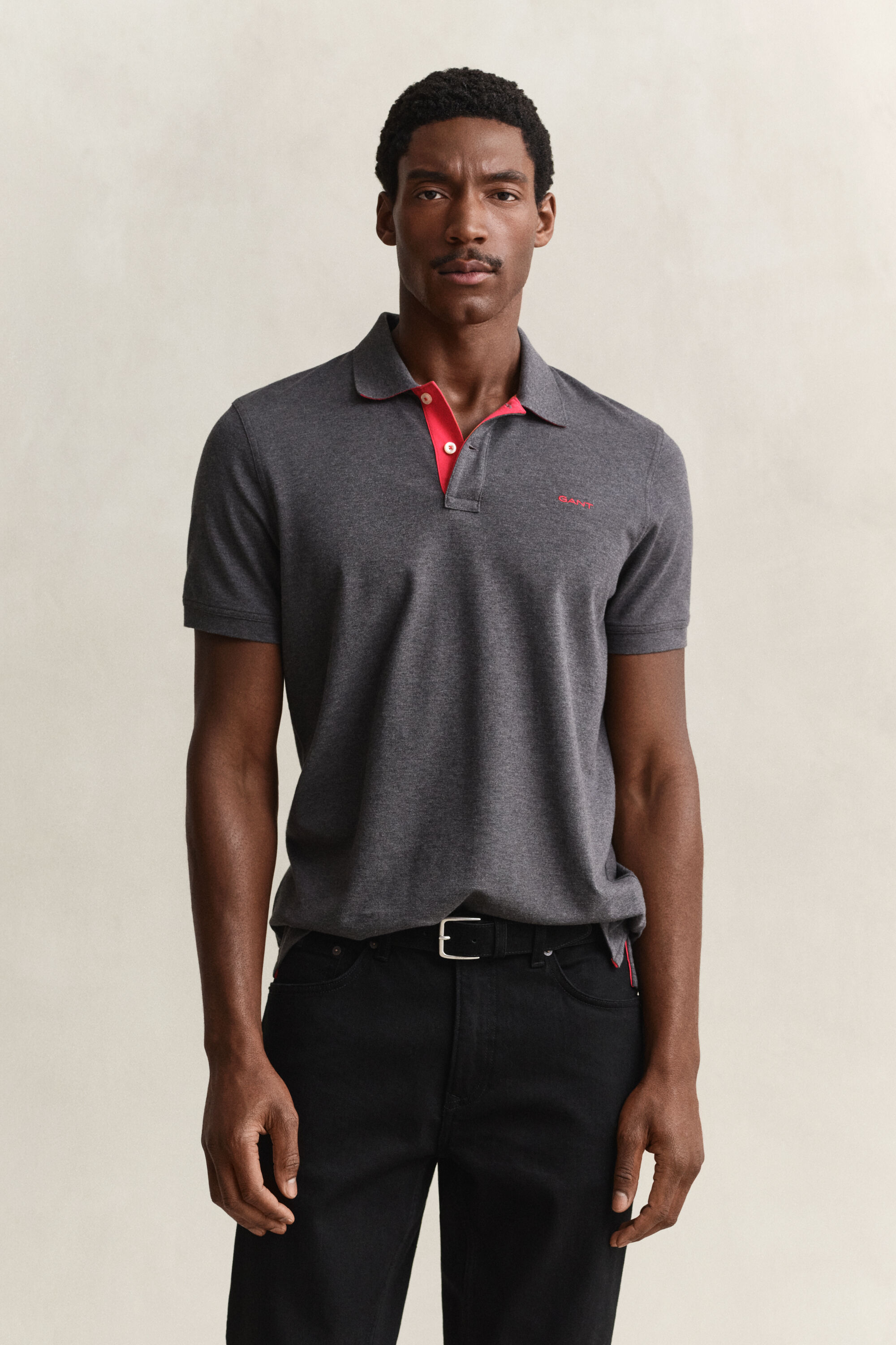 Polo de piqué en contraste
