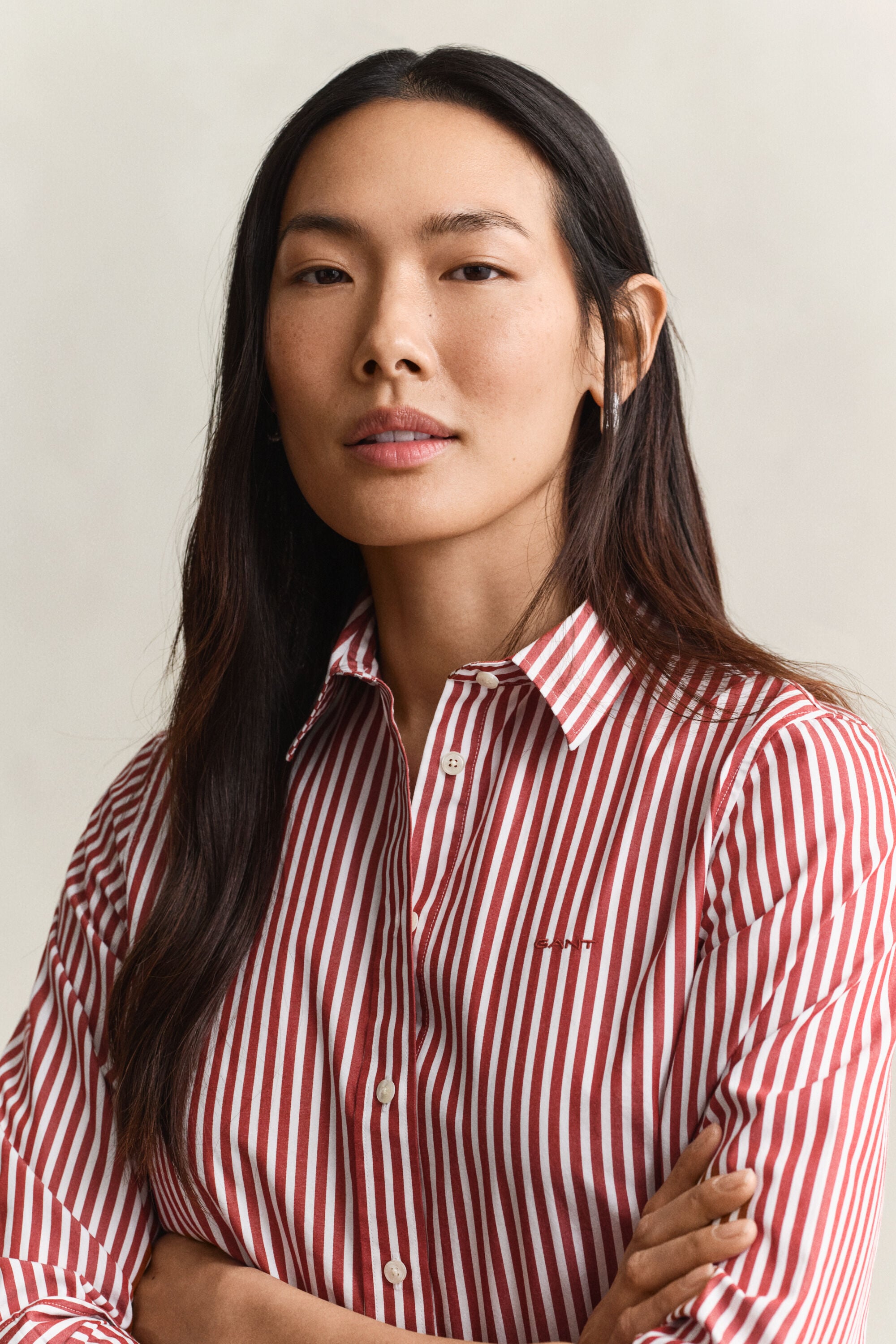 Camisa Regular Fit clásica de popelina a rayas