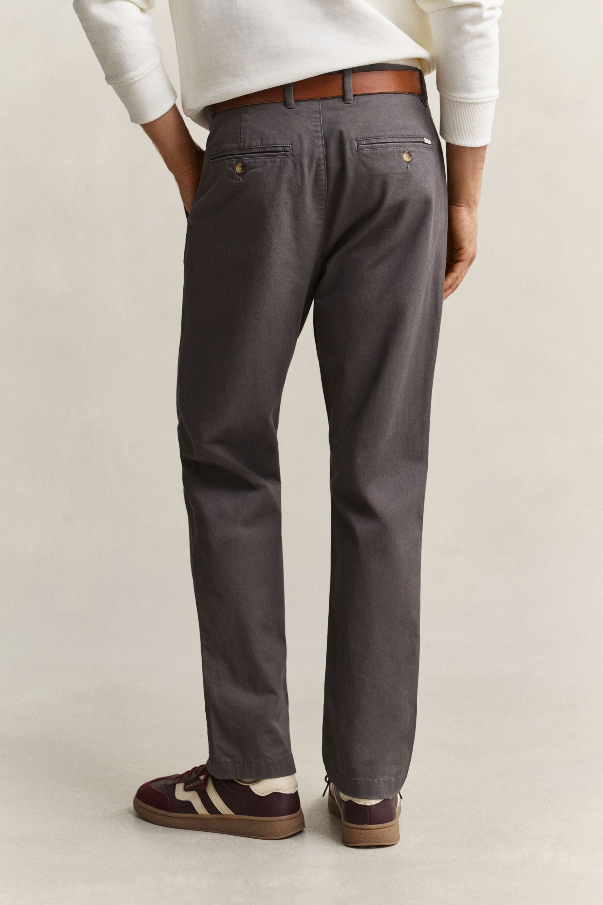 Pantalones chinos Regular Fit clásicos