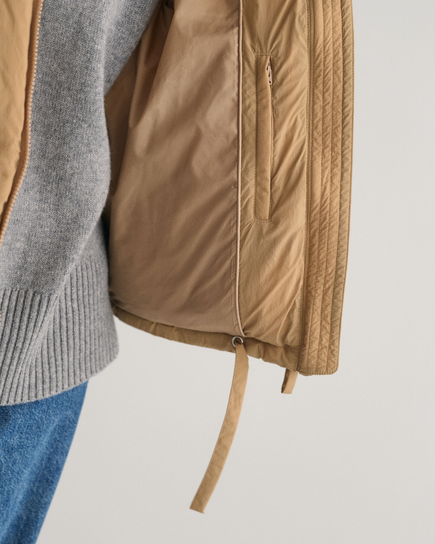 Chaqueta corta de plumón