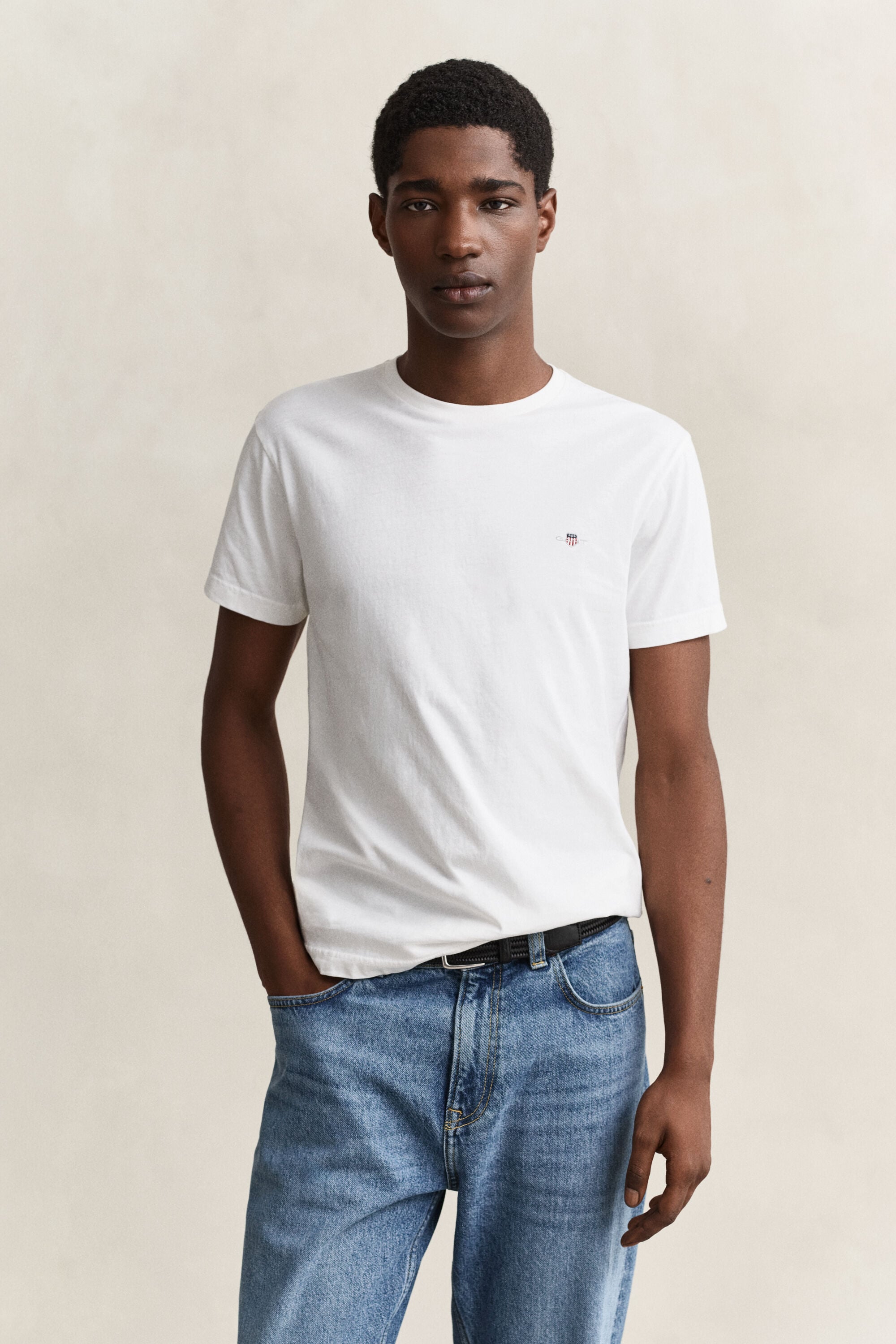Camiseta Slim Fit Shield